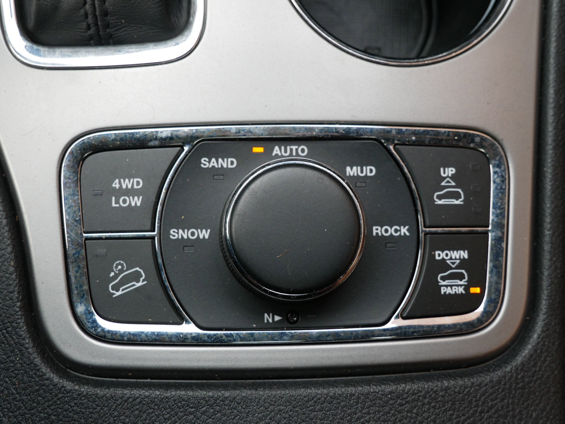 2020 Jeep Grand Cherokee Overland