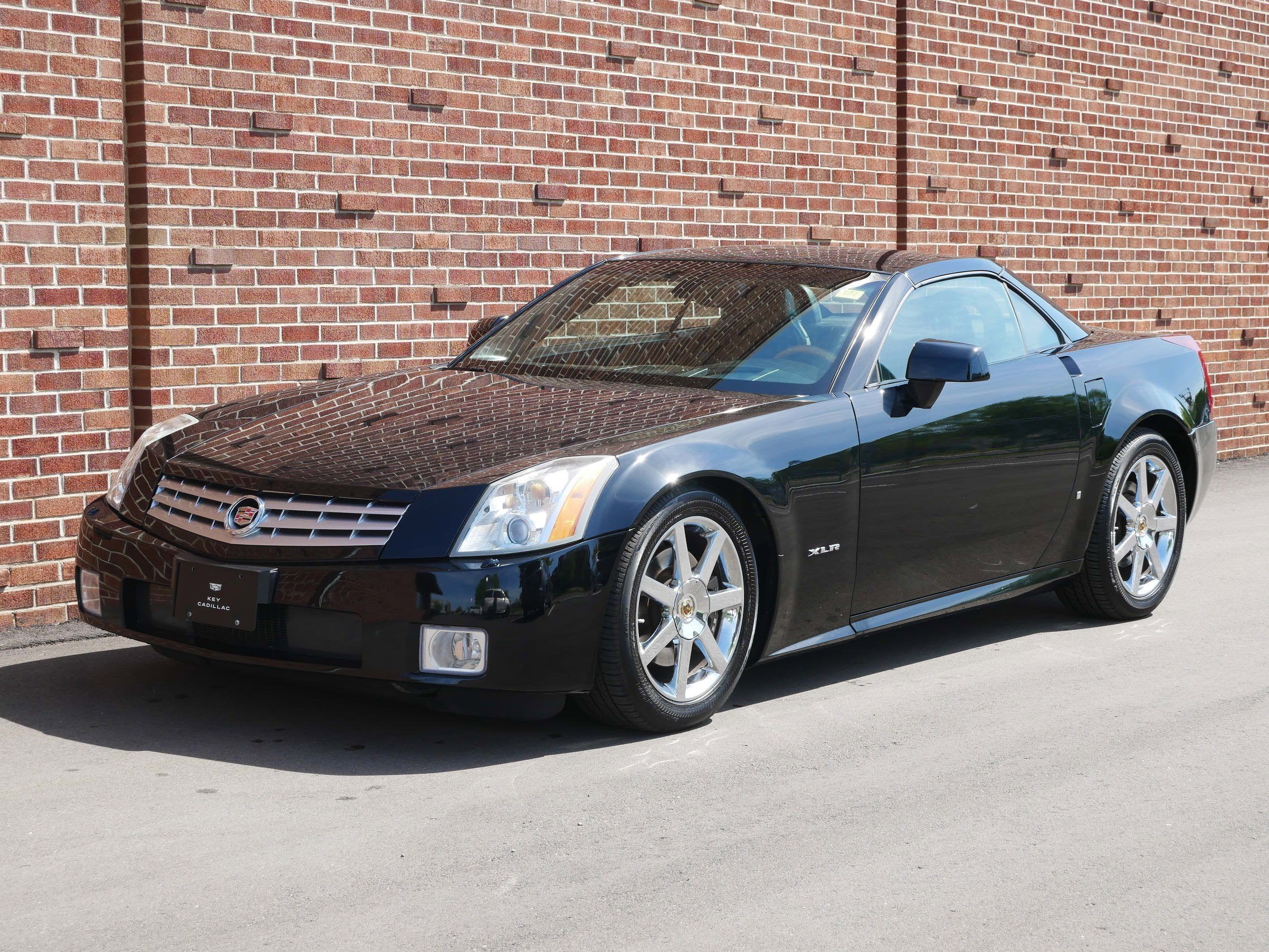 2007 Cadillac XLR V8 Roadster's photo