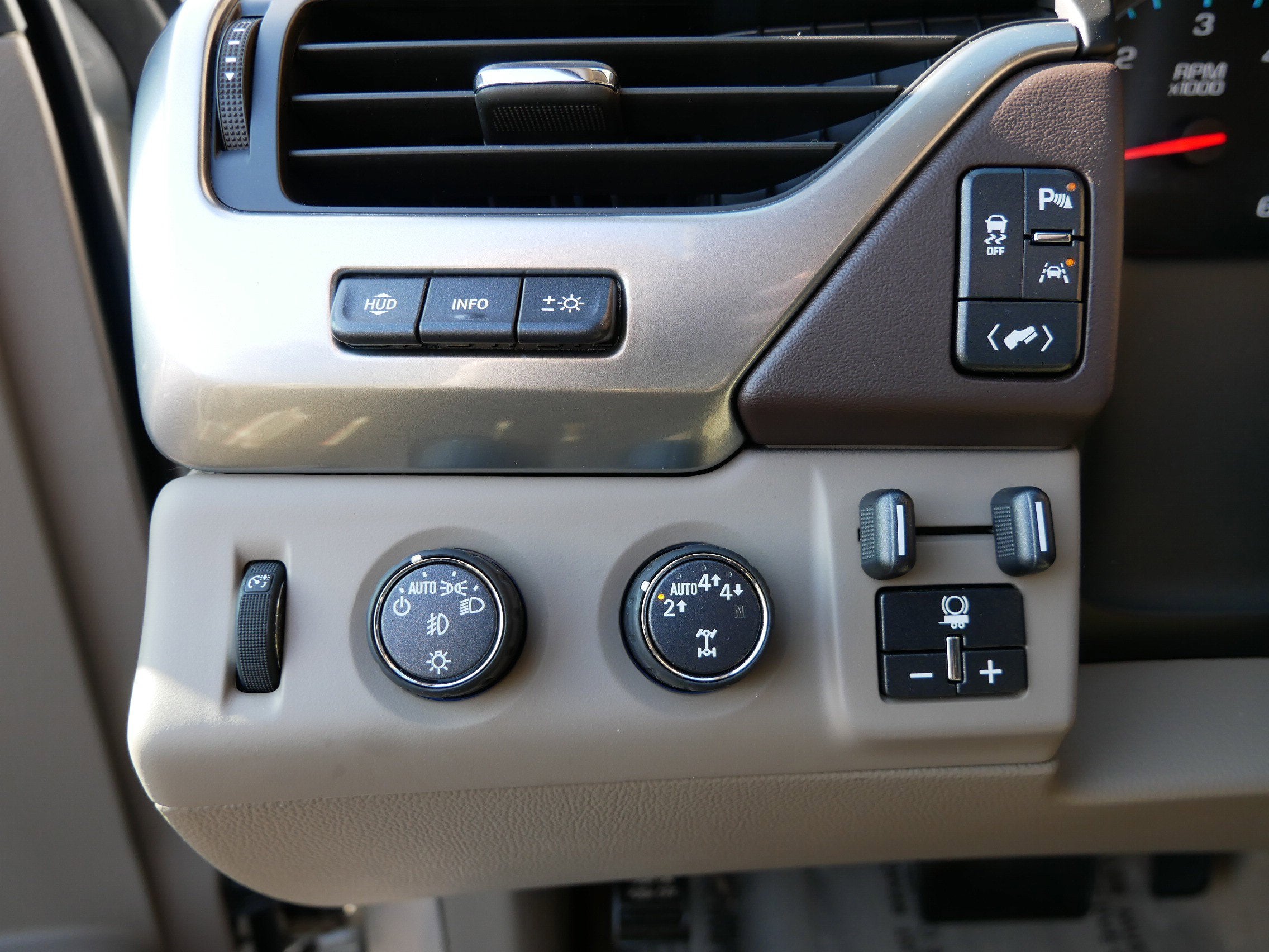 2020 Chevrolet Tahoe Premier