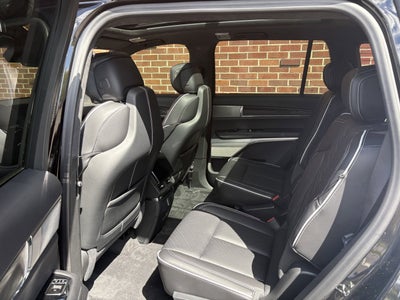 2026 Cadillac VISTIQ Platinum