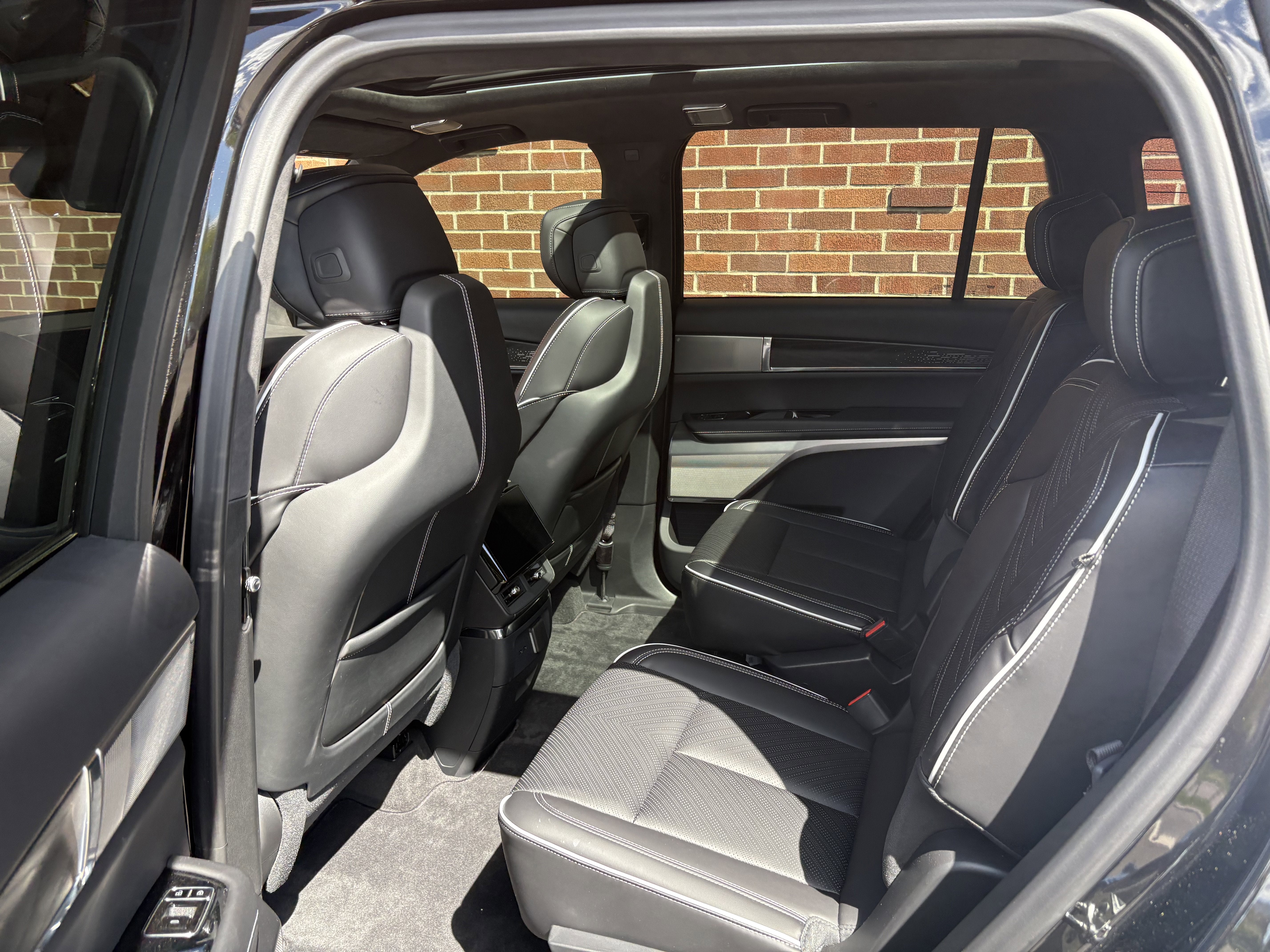 2026 Cadillac VISTIQ Platinum