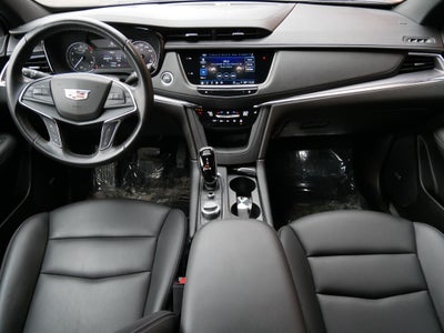 2022 Cadillac XT5 Luxury