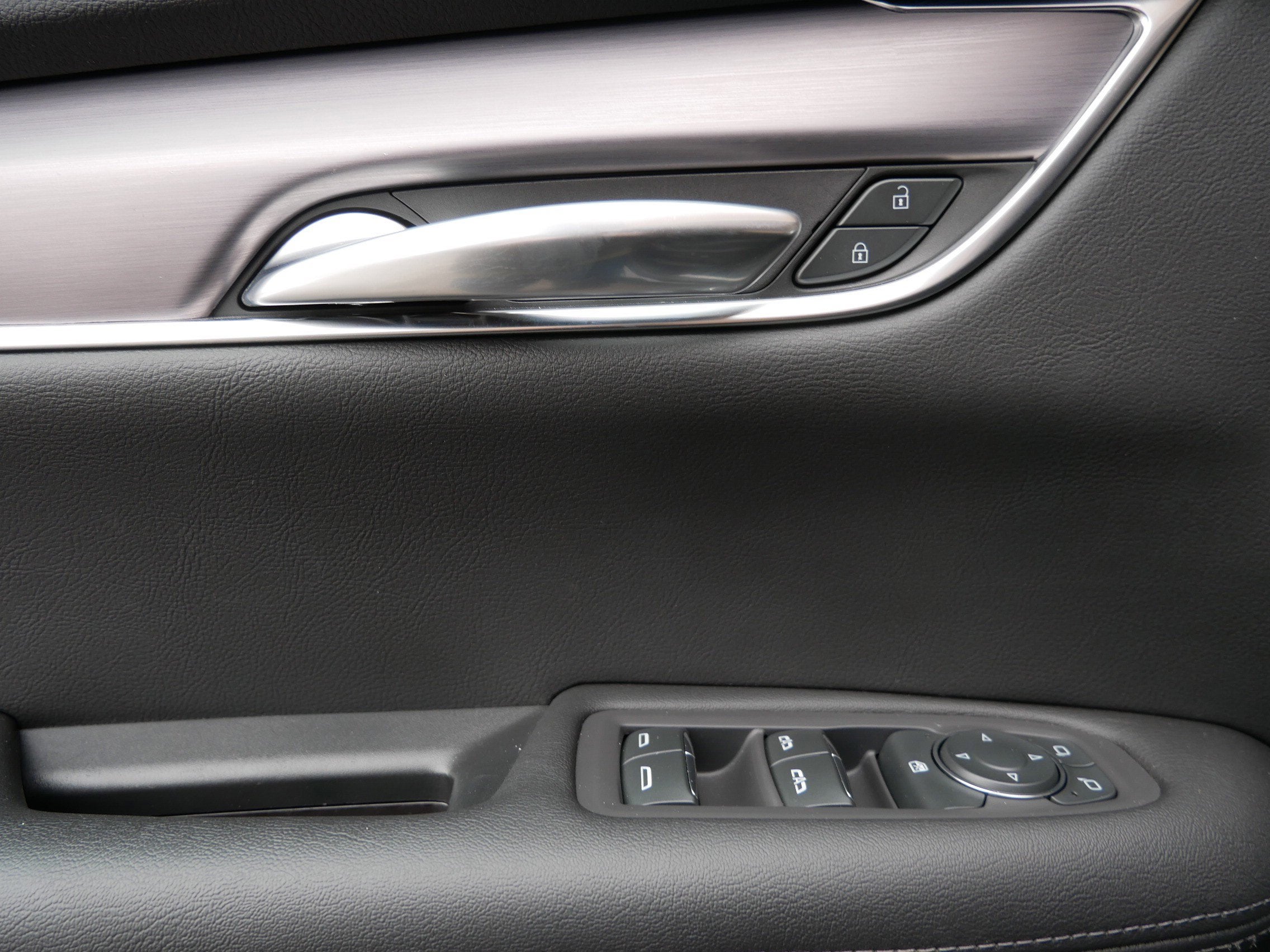 2022 Cadillac XT5 Luxury