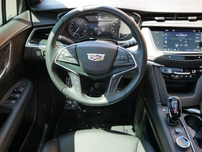 2022 Cadillac XT5 Premium Luxury
