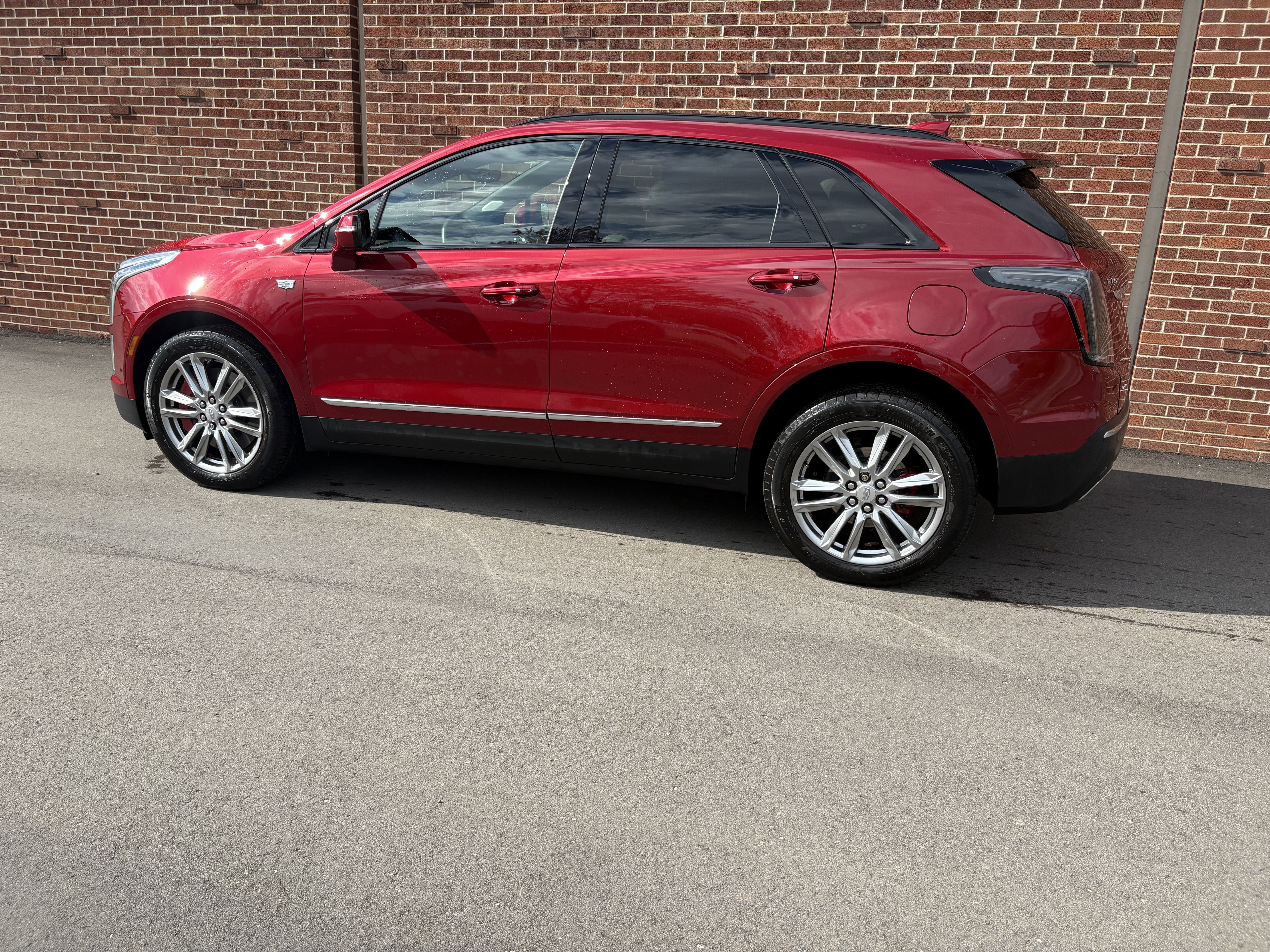 2023 Cadillac XT5 Sport