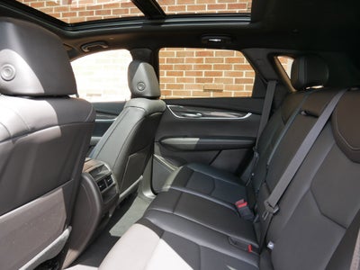 2022 Cadillac XT5 Sport