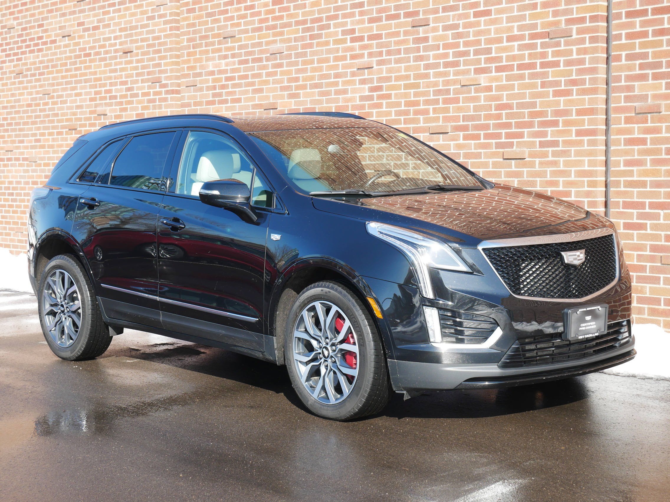 2023 Cadillac XT5 Sport