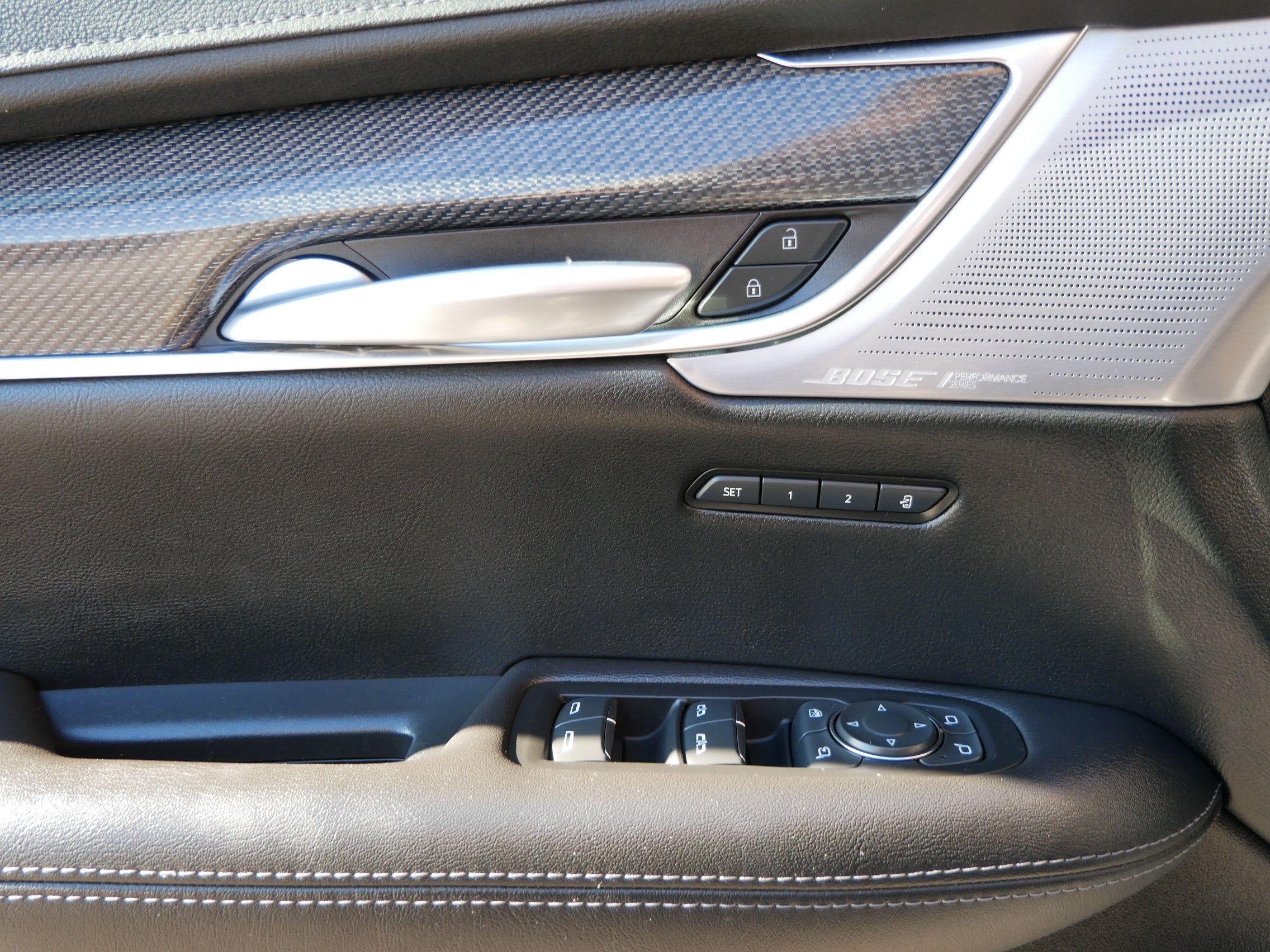 2024 Cadillac XT5 Sport