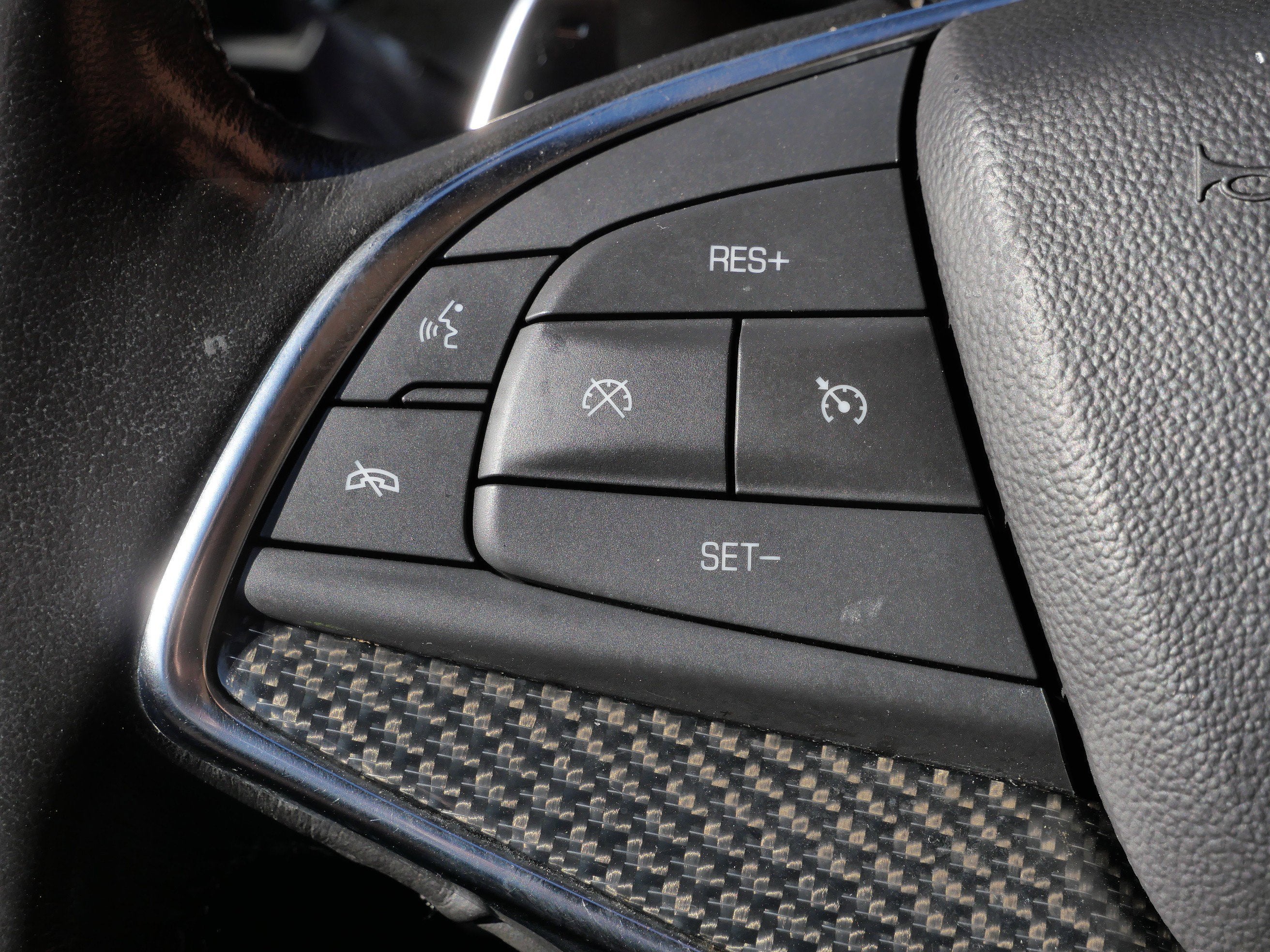 2022 Cadillac XT5 Sport