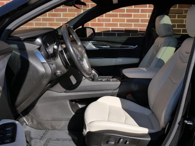 2022 Cadillac XT5 Sport