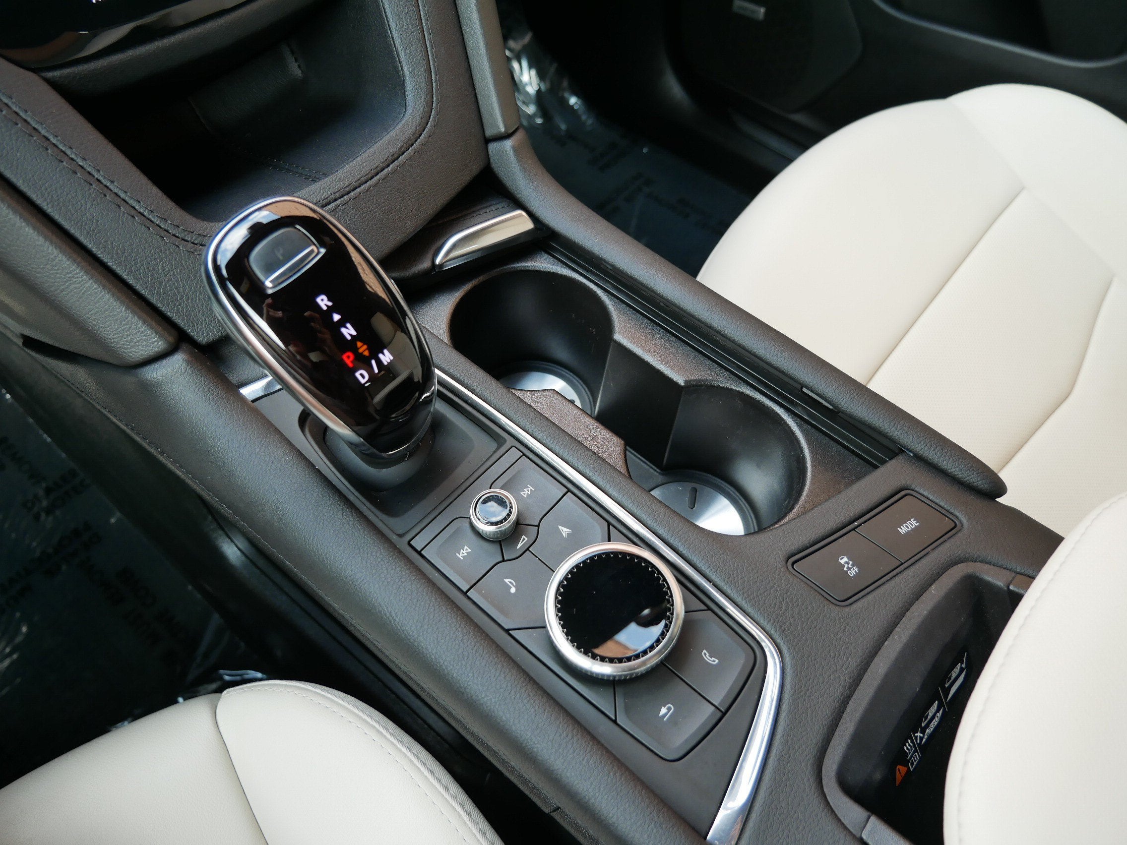 2024 Cadillac XT5 Sport
