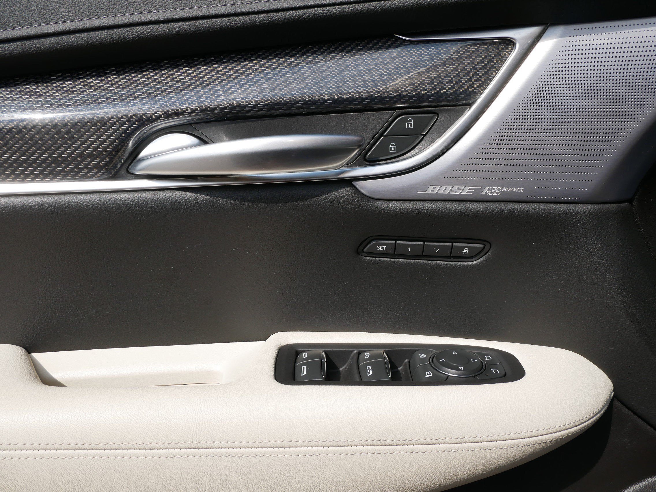 2024 Cadillac XT5 Sport