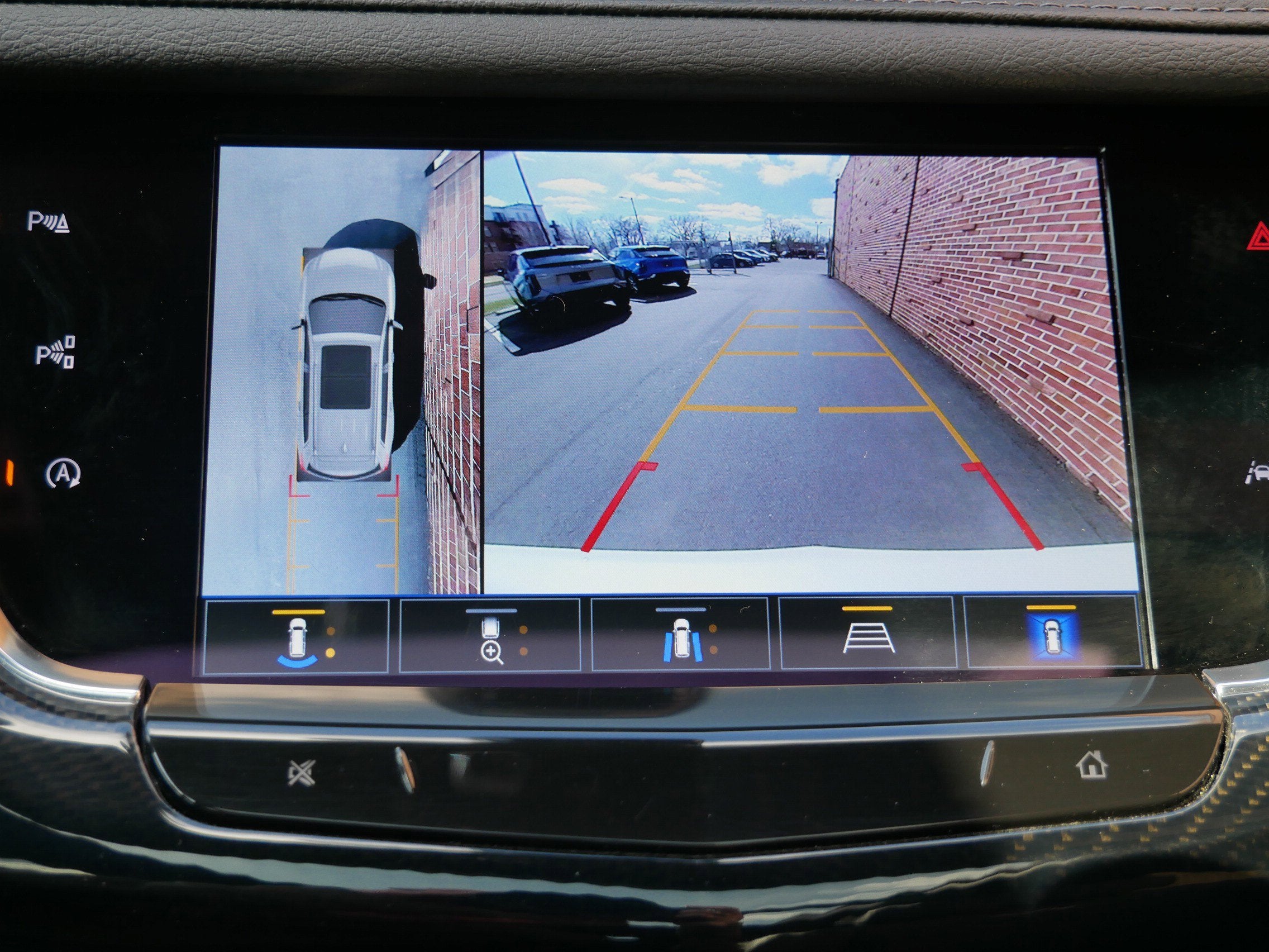 2023 Cadillac XT6 Sport