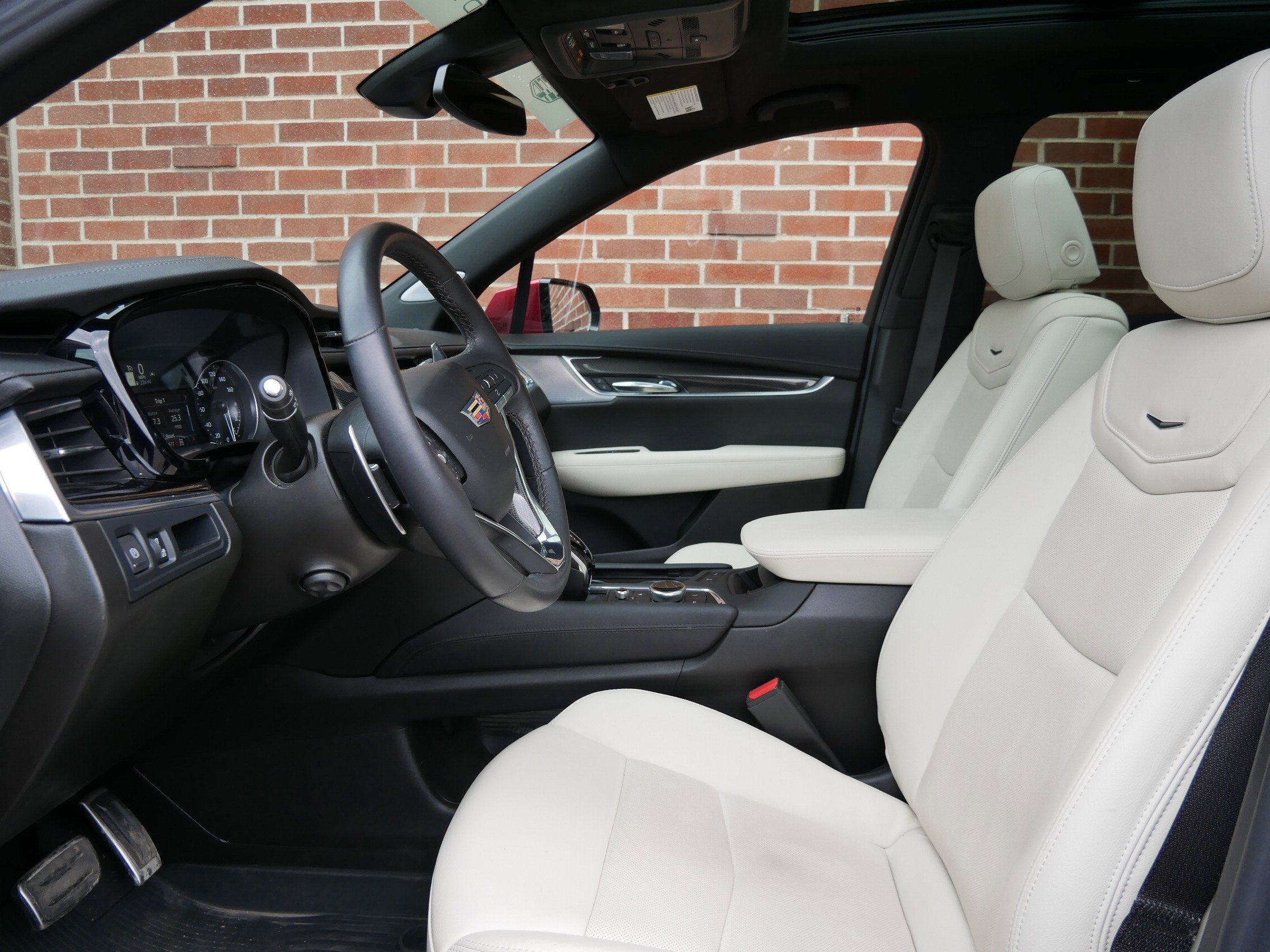 2023 Cadillac XT6 Sport