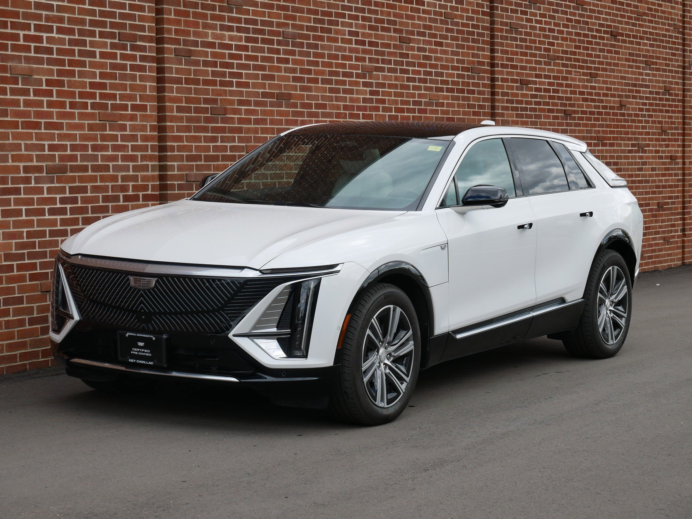 2024 Cadillac Lyriq Luxury 1 AWD's photo