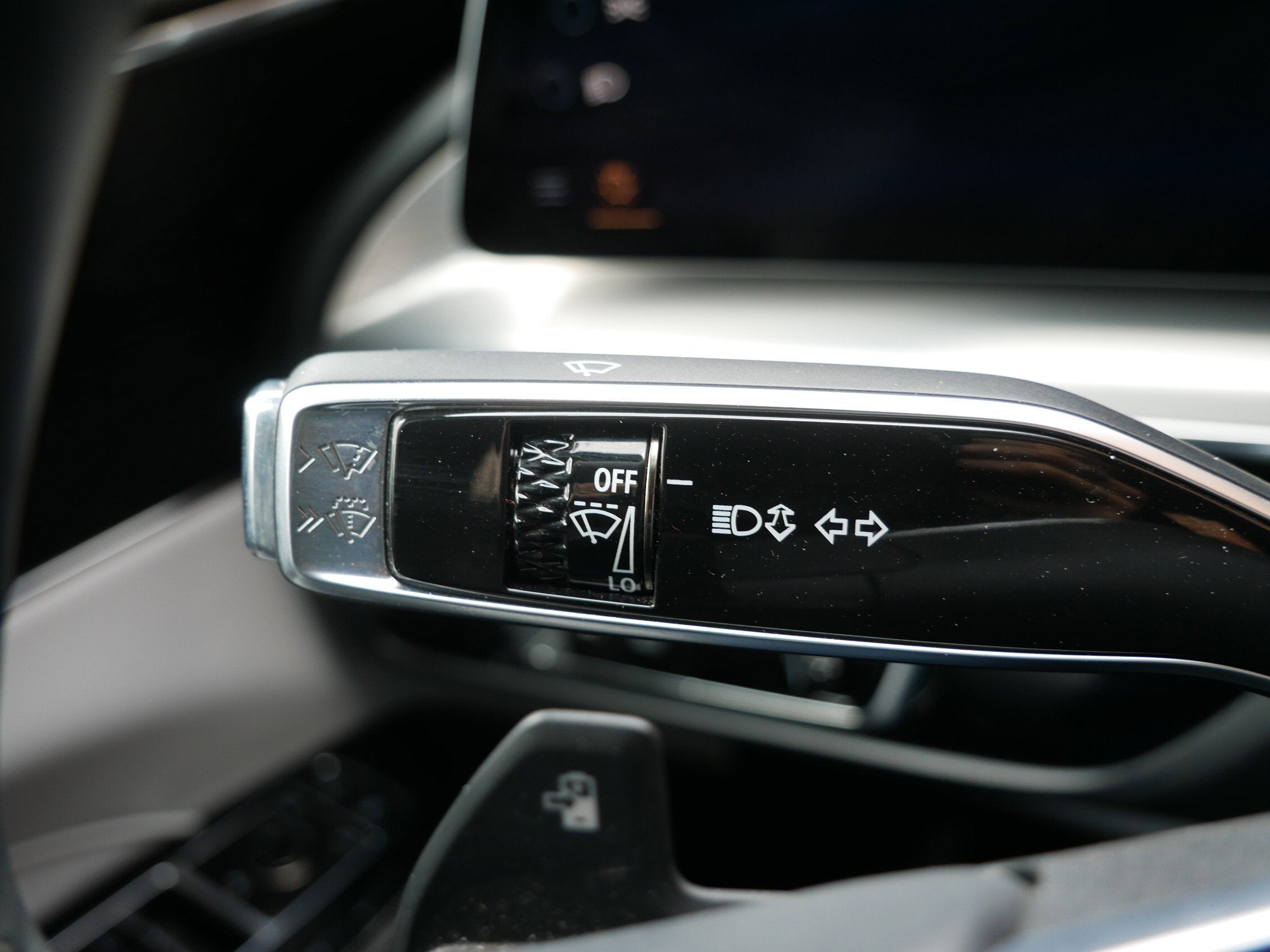 2024 Cadillac LYRIQ Luxury 1