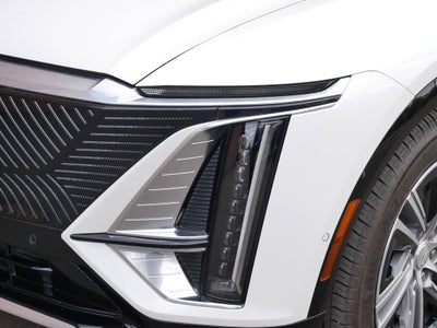 2024 Cadillac LYRIQ Luxury 1