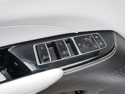 2024 Cadillac LYRIQ Luxury 1