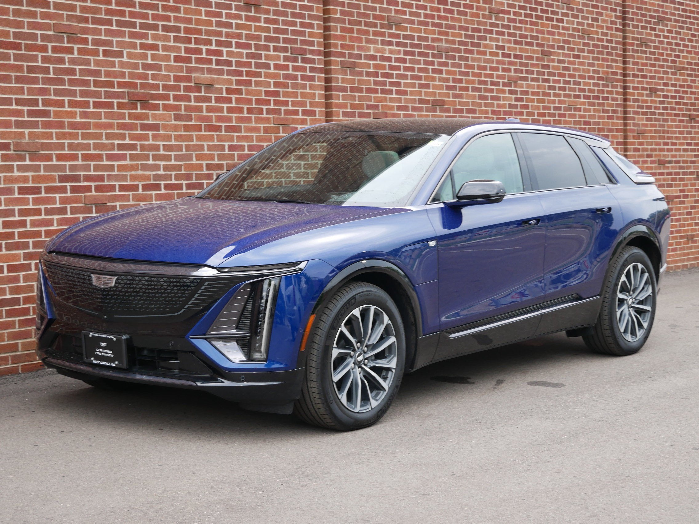 2024 Cadillac LYRIQ Sport 1