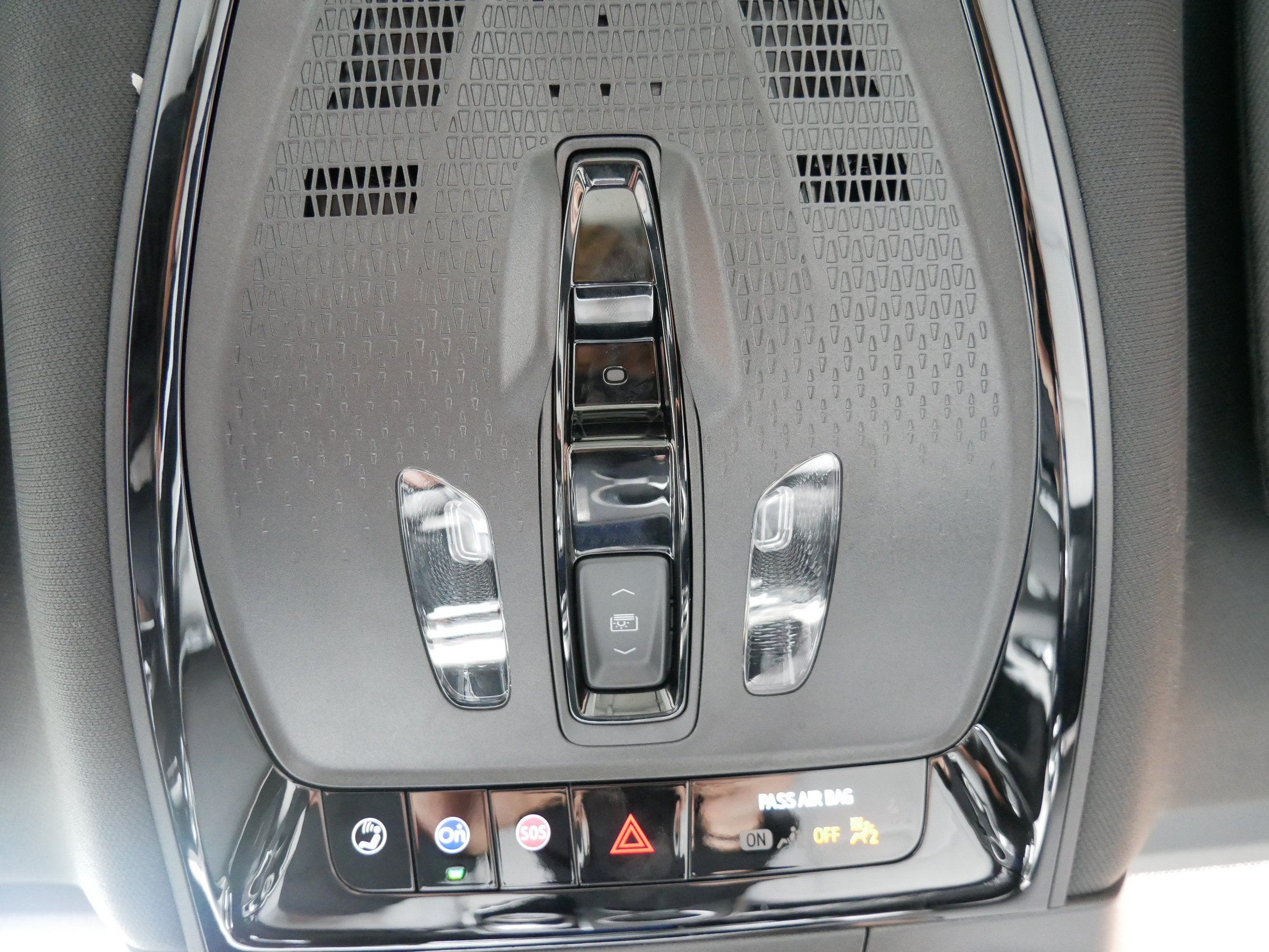 2024 Cadillac LYRIQ Sport 1