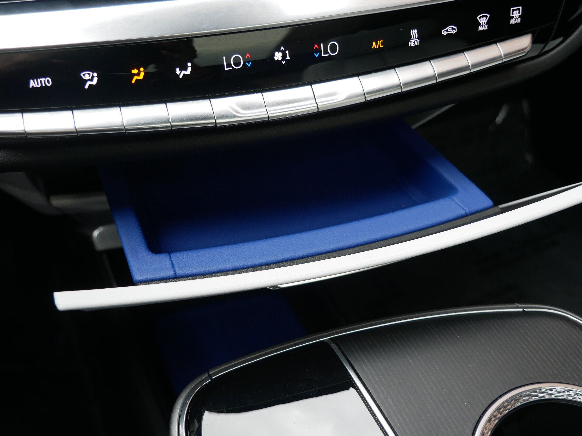 2024 Cadillac LYRIQ Sport 1