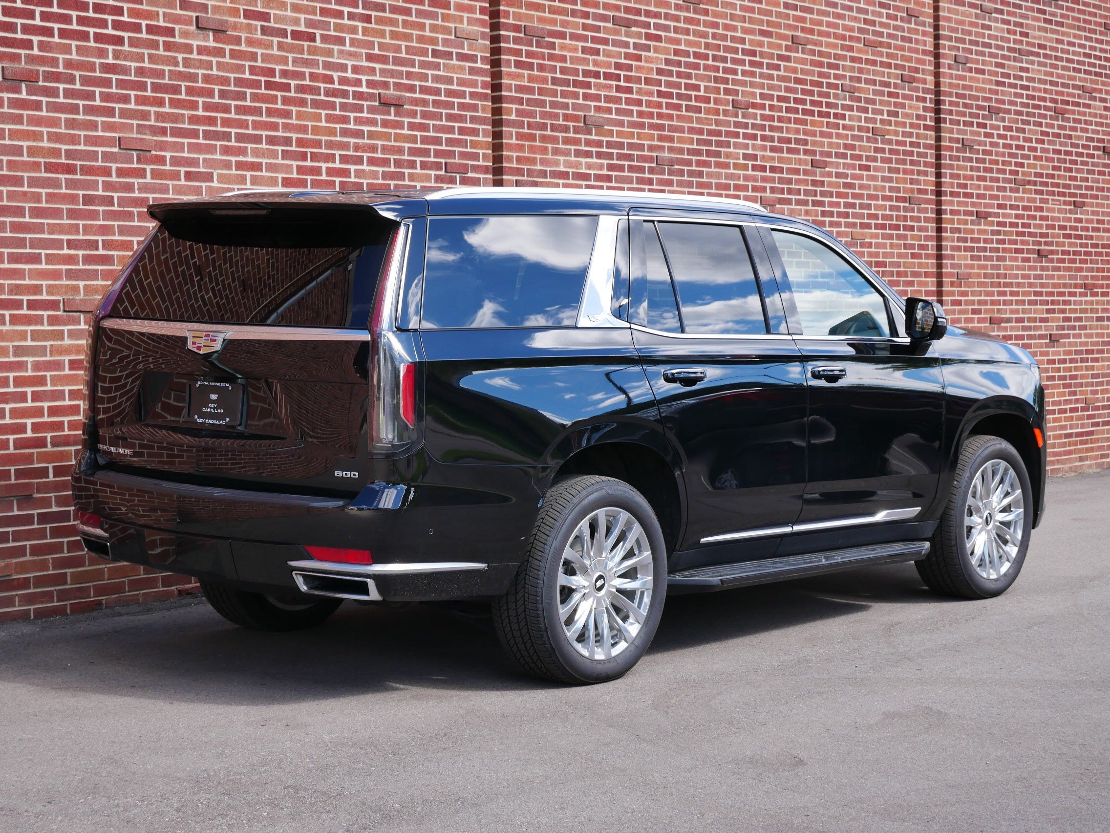 2023 Cadillac Escalade 4WD Premium Luxury