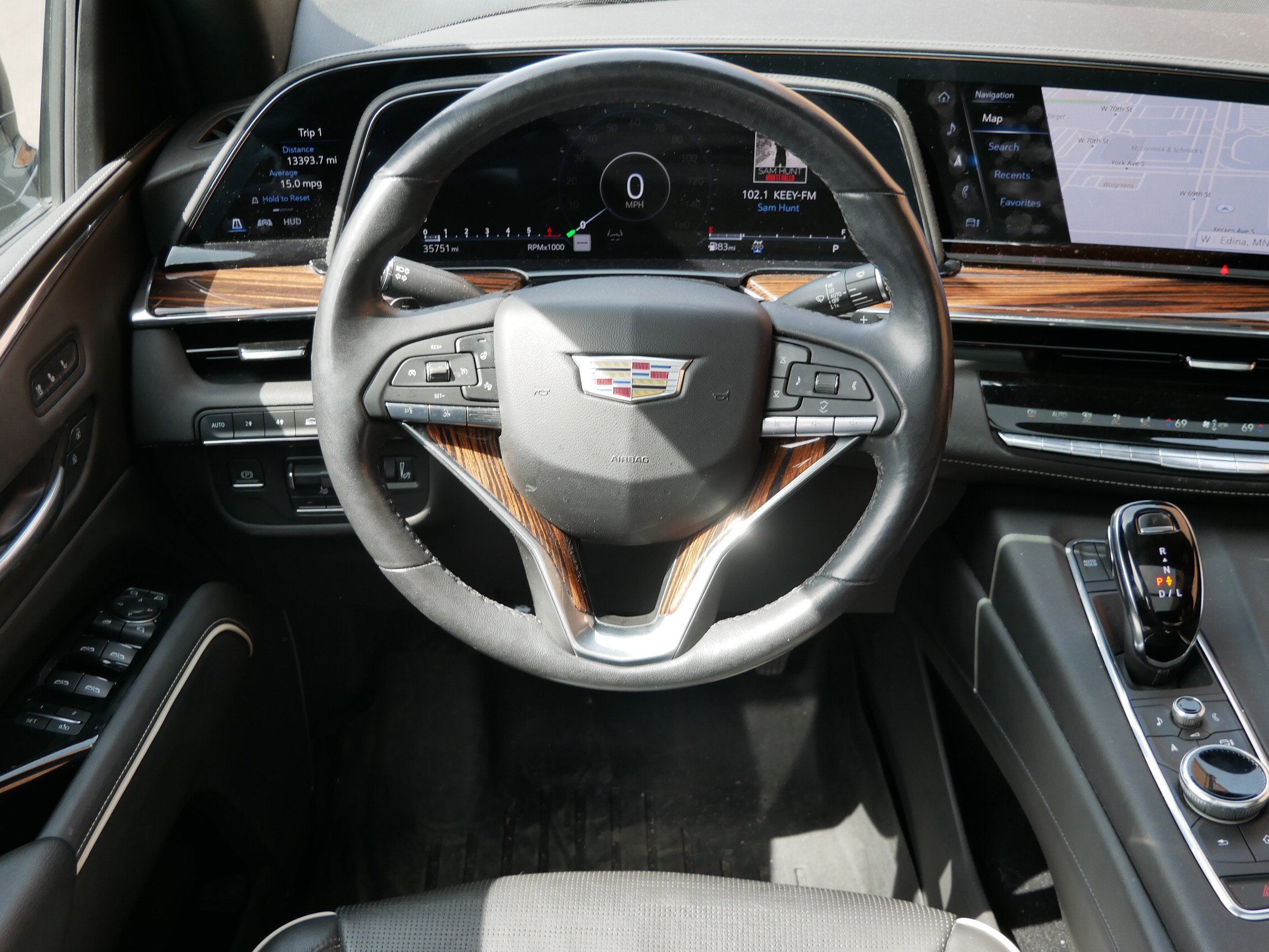 2021 Cadillac Escalade Premium Luxury