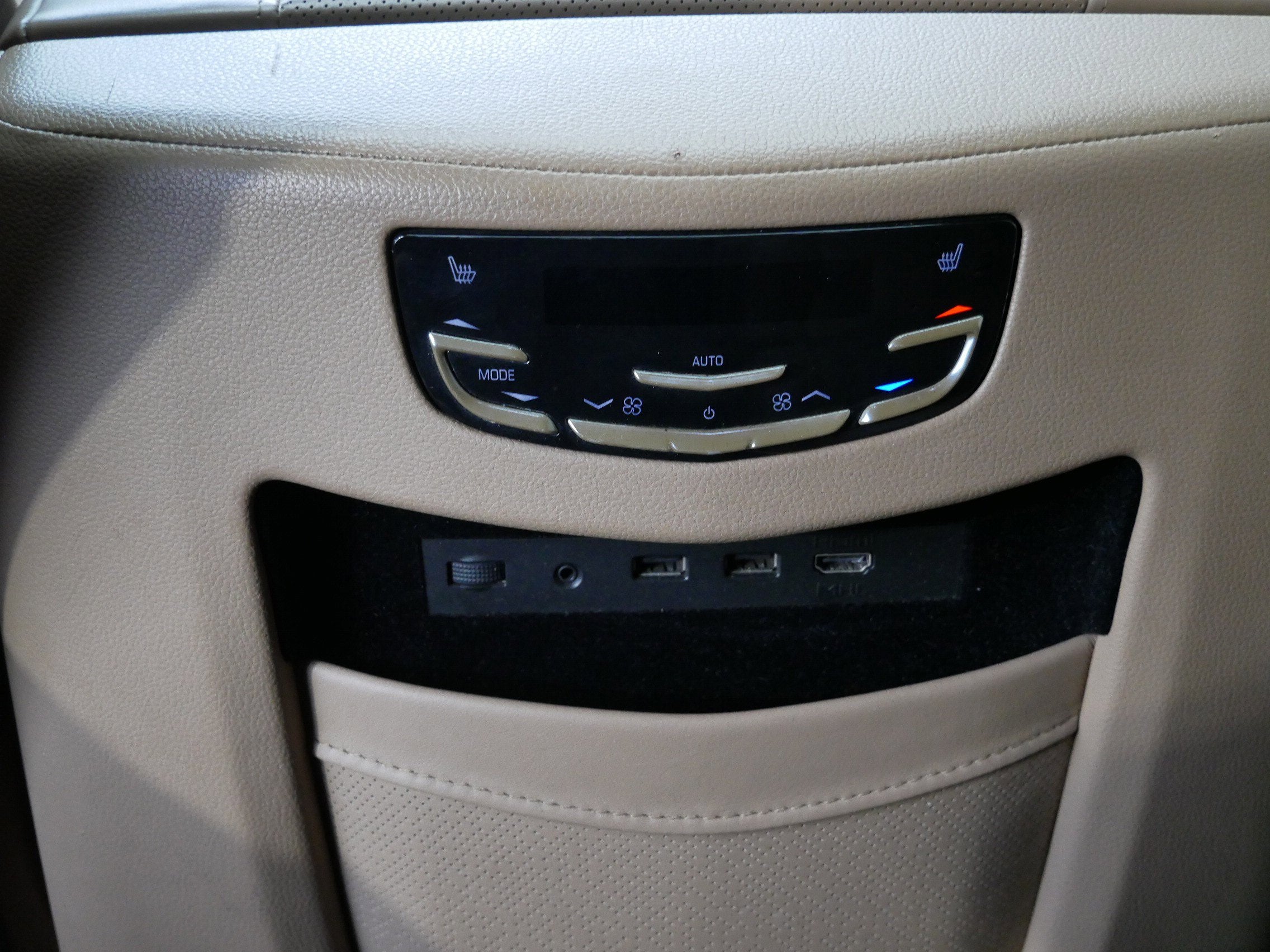 2018 Cadillac Escalade Platinum