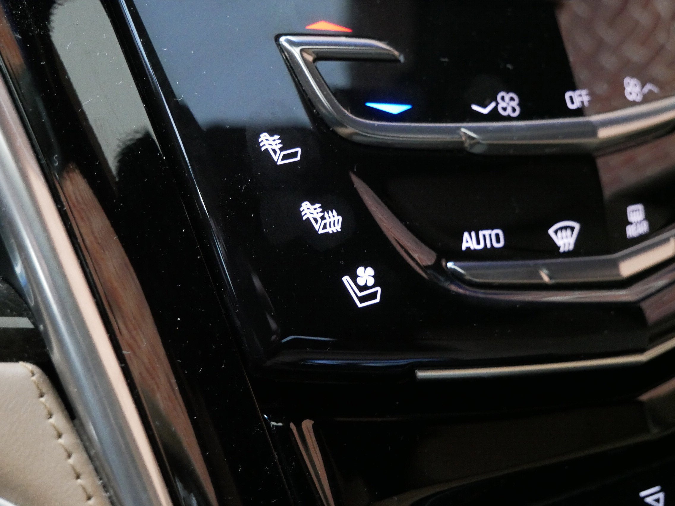 2018 Cadillac Escalade Platinum