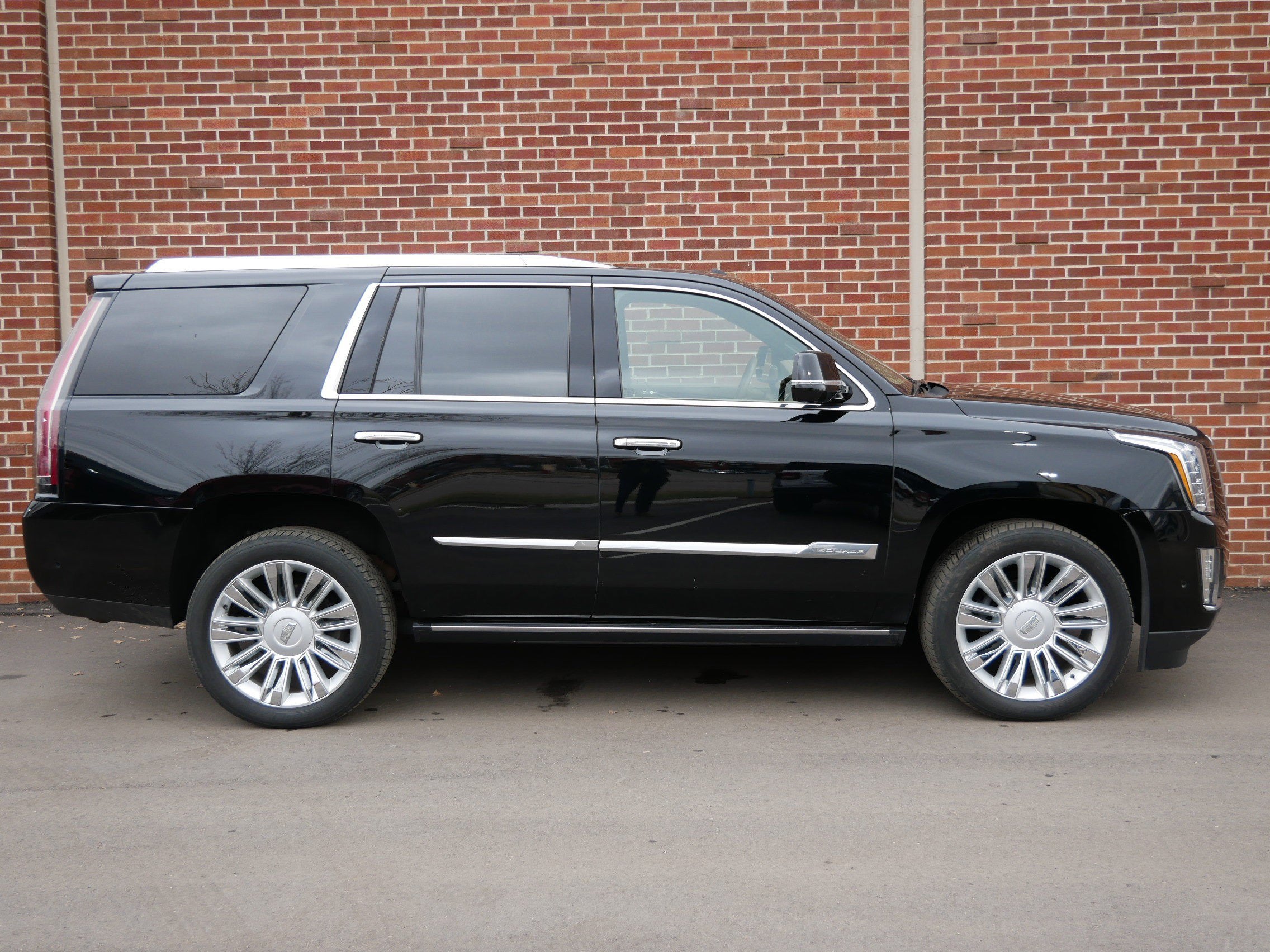 2018 Cadillac Escalade Platinum