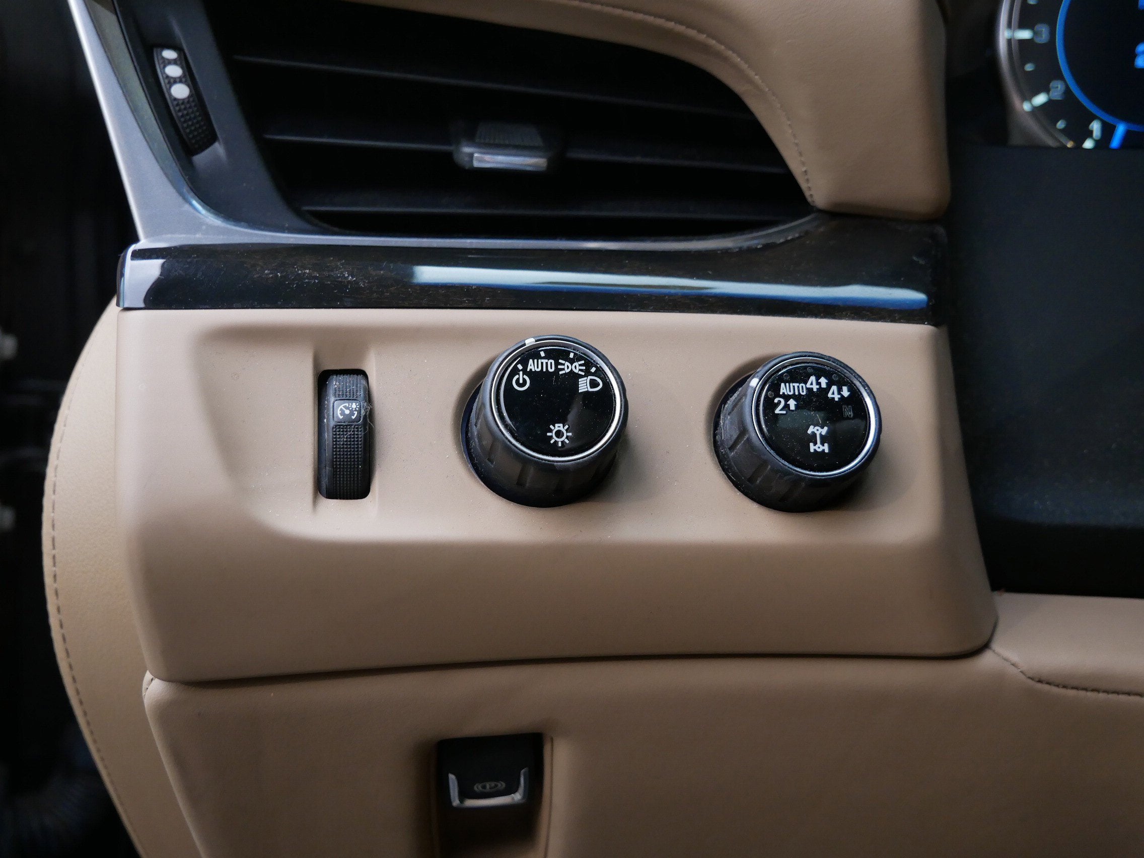 2018 Cadillac Escalade Platinum