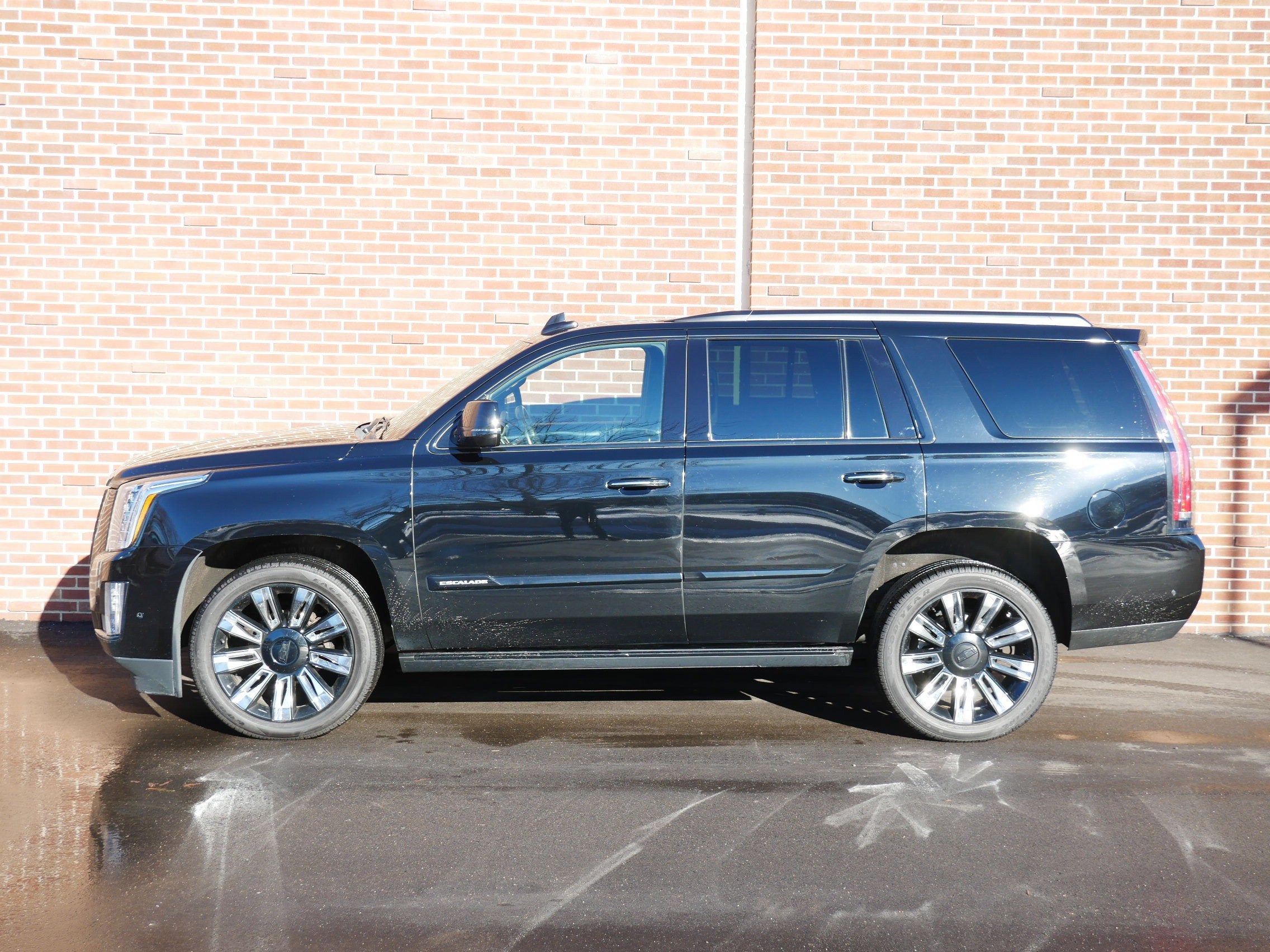 2020 Cadillac Escalade Platinum