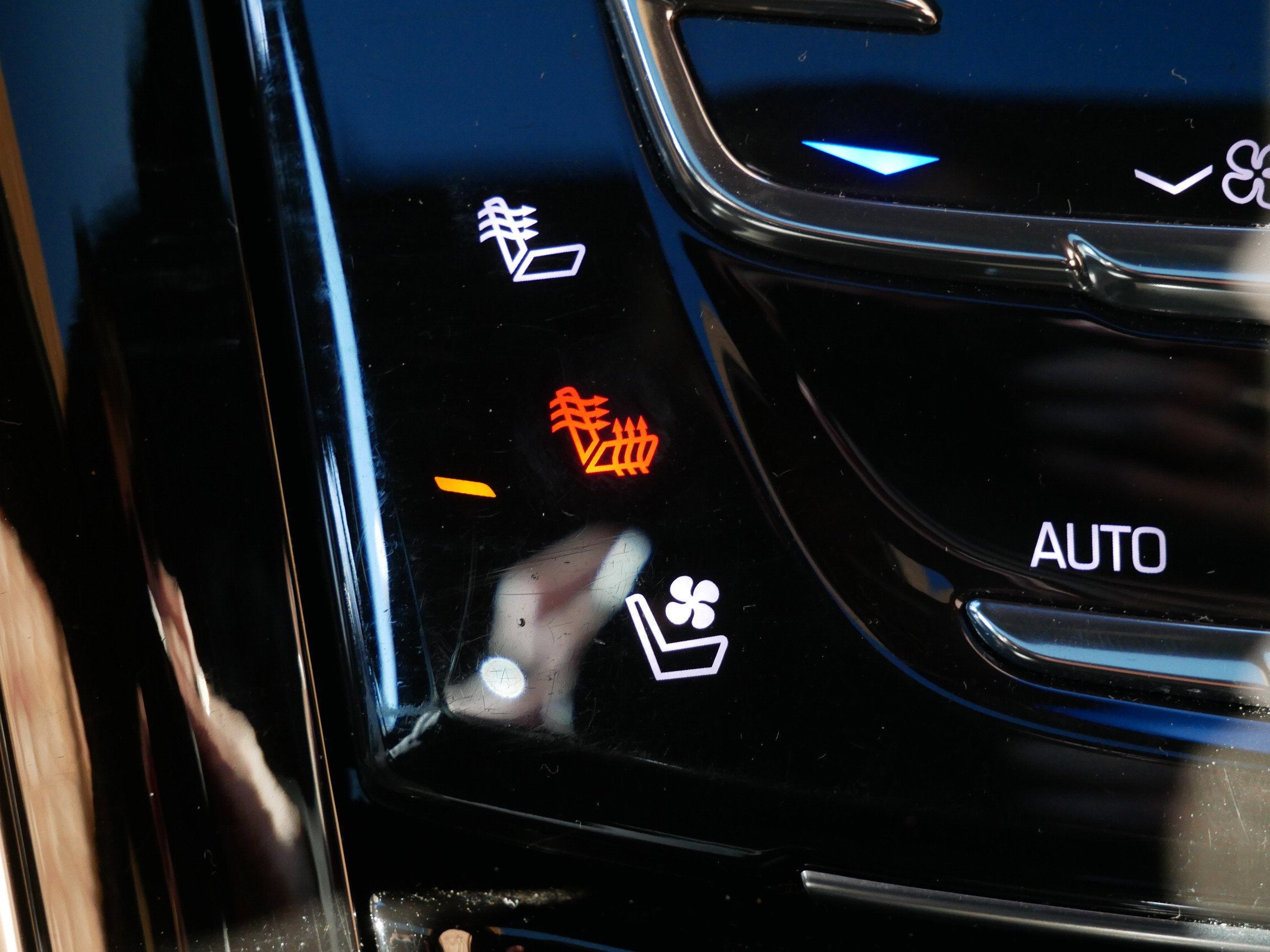 2020 Cadillac Escalade Platinum