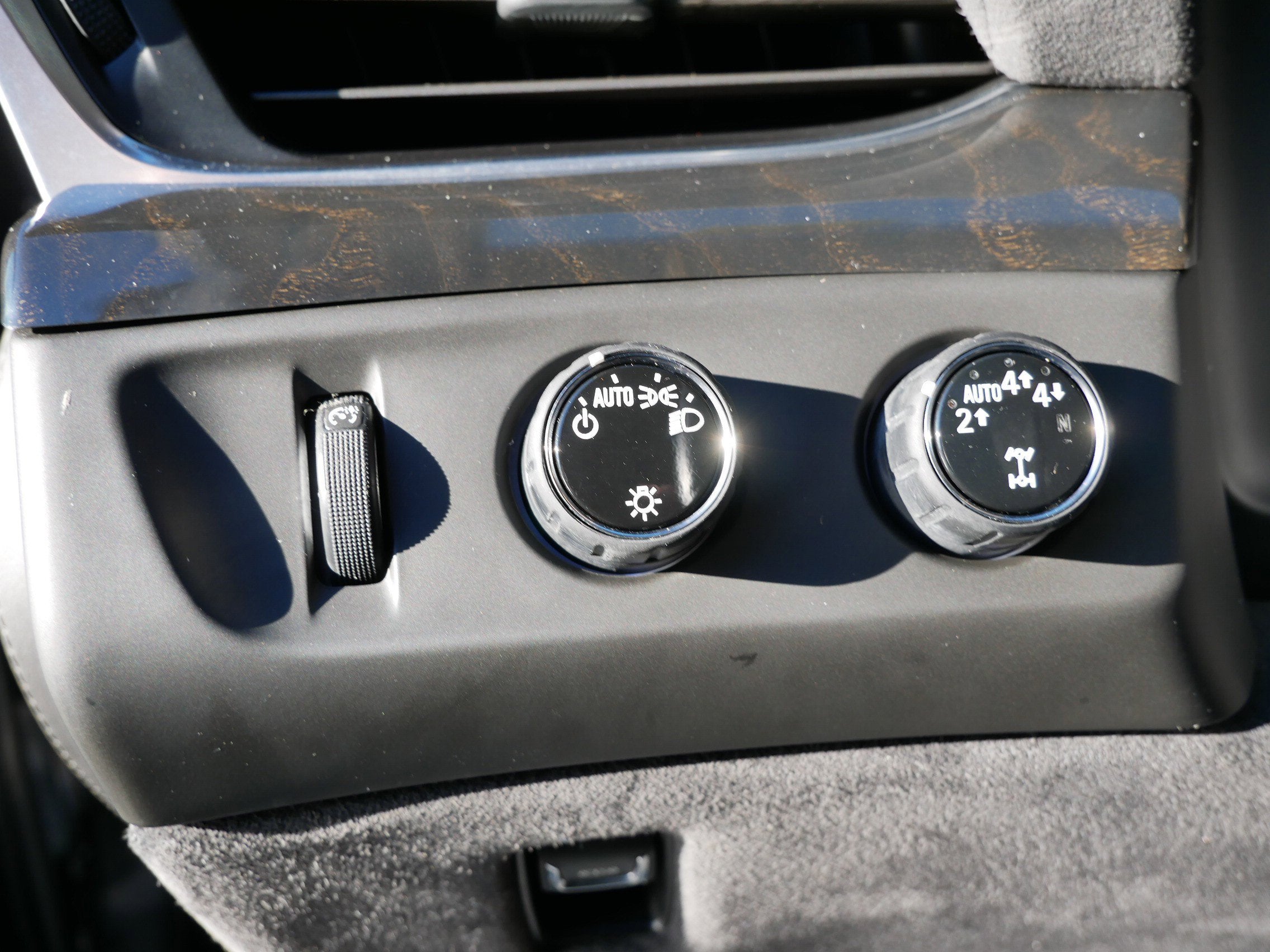 2020 Cadillac Escalade Platinum