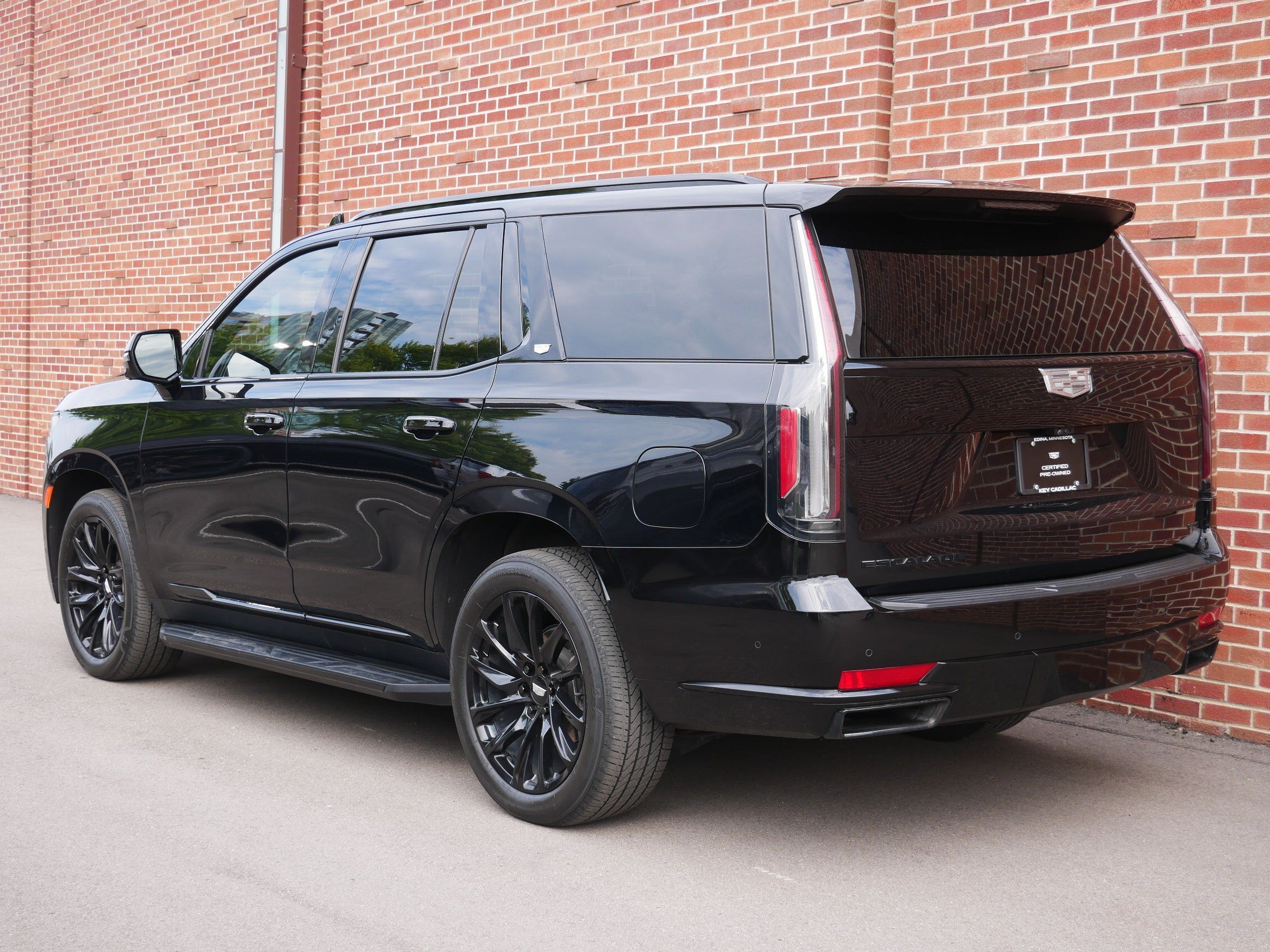 2024 Cadillac Escalade Sport