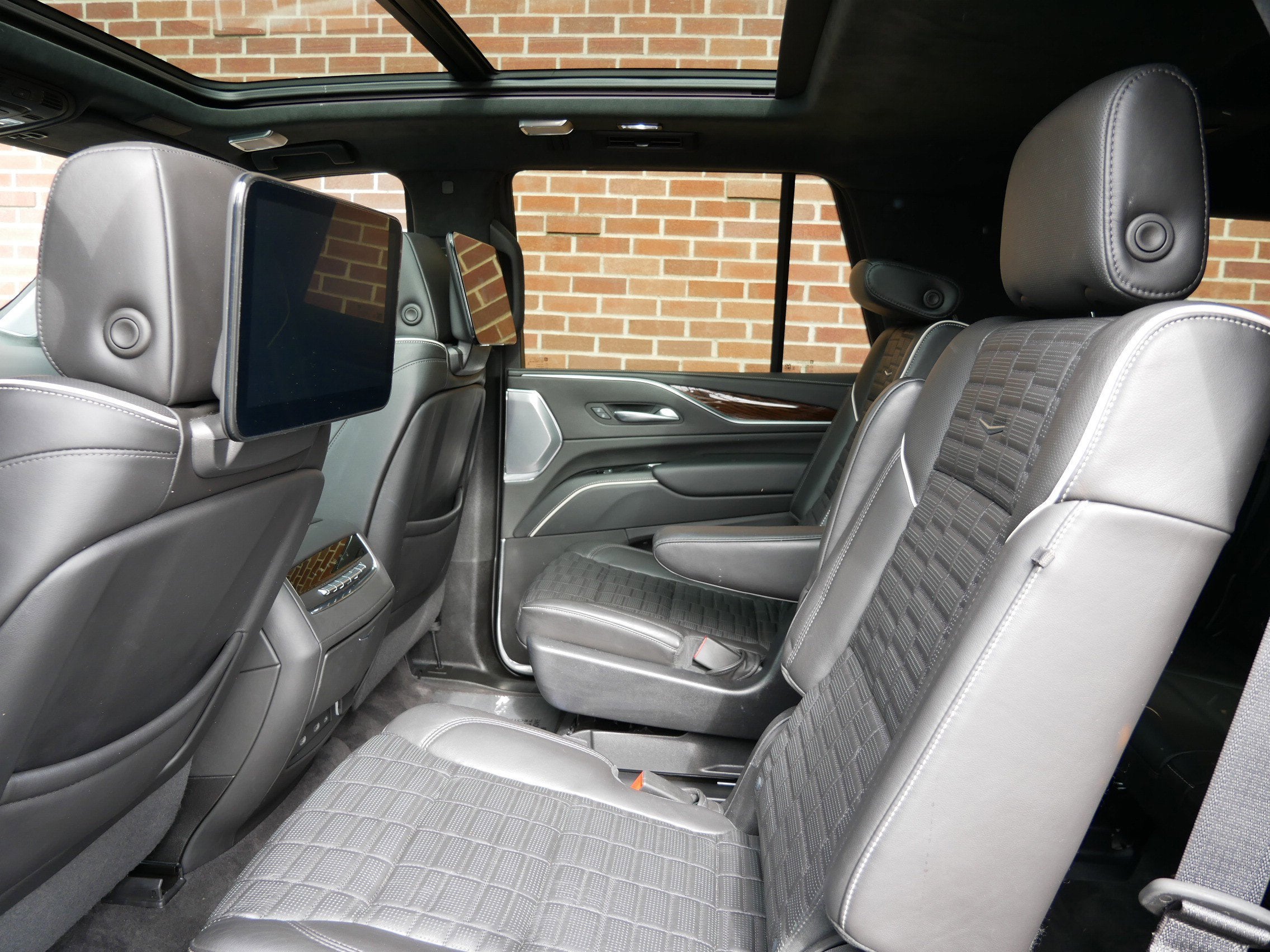 2022 Cadillac Escalade Sport Platinum