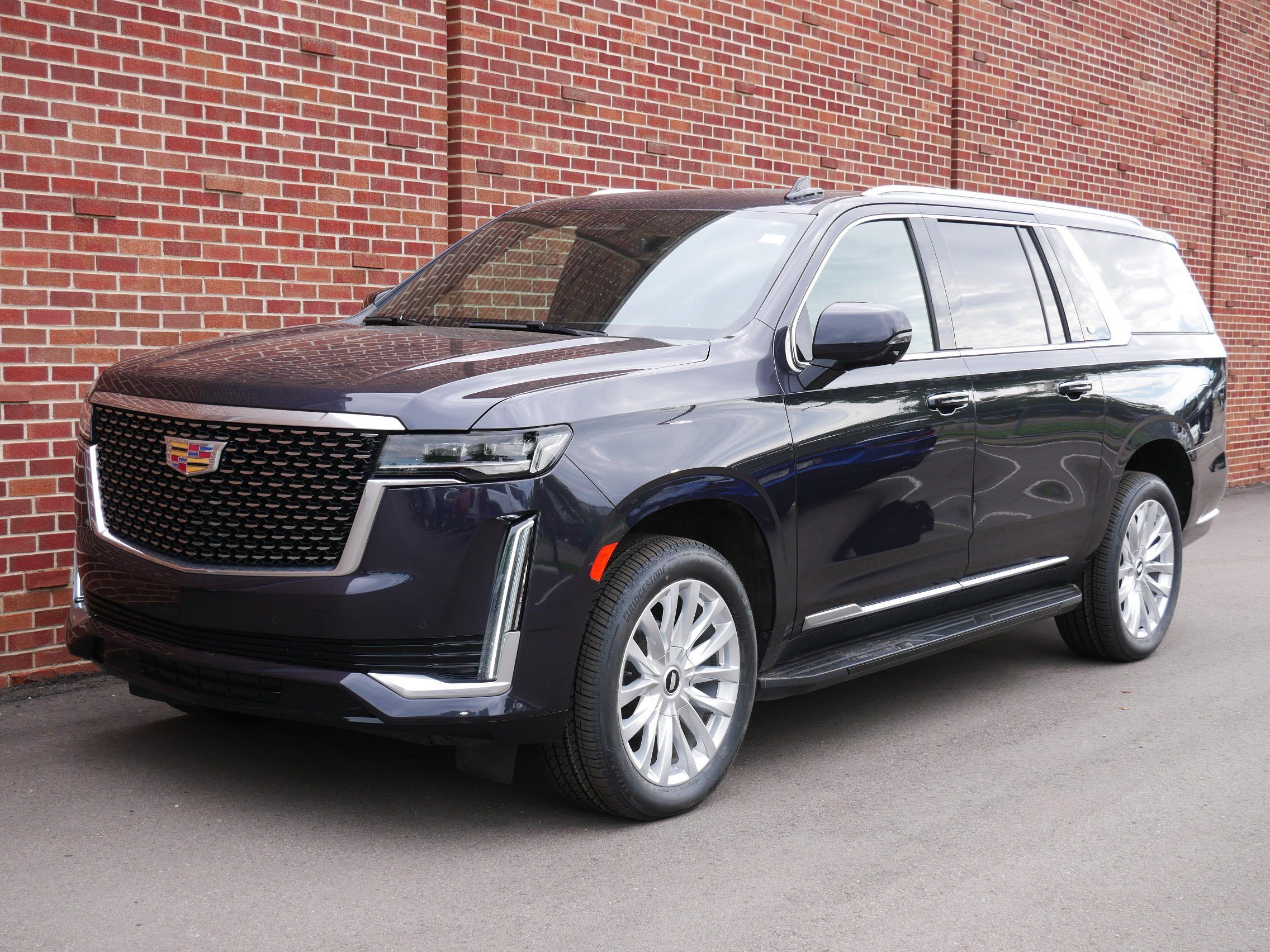2024 Cadillac Escalade ESV Luxury