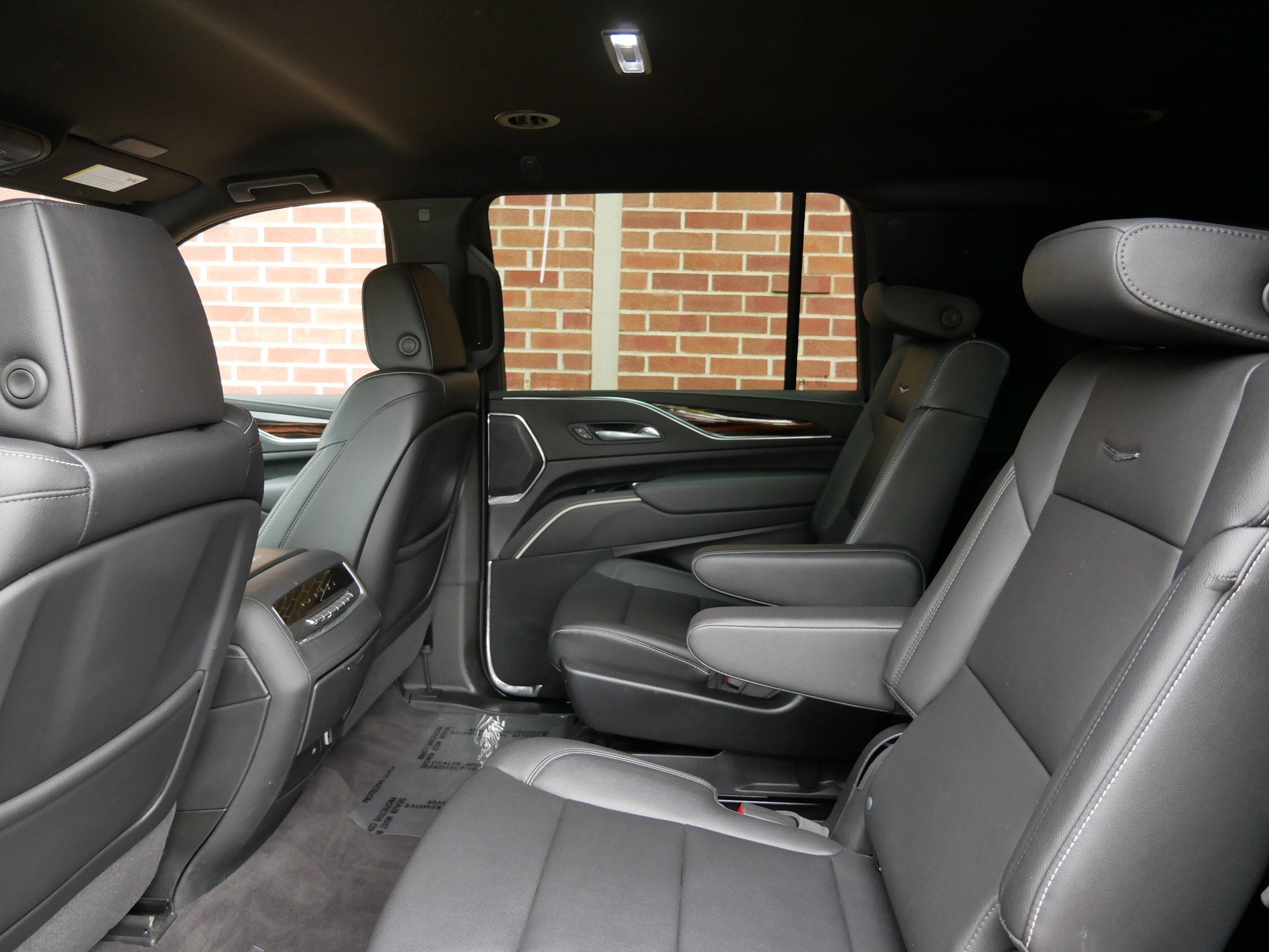 2024 Cadillac Escalade ESV Luxury