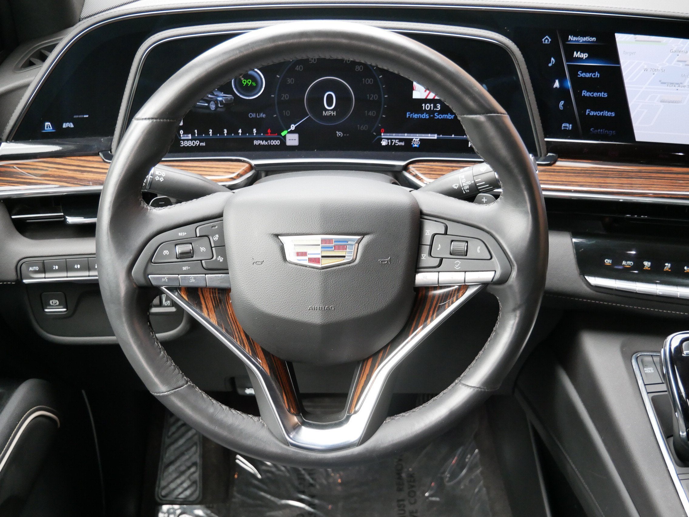 2024 Cadillac Escalade ESV Luxury