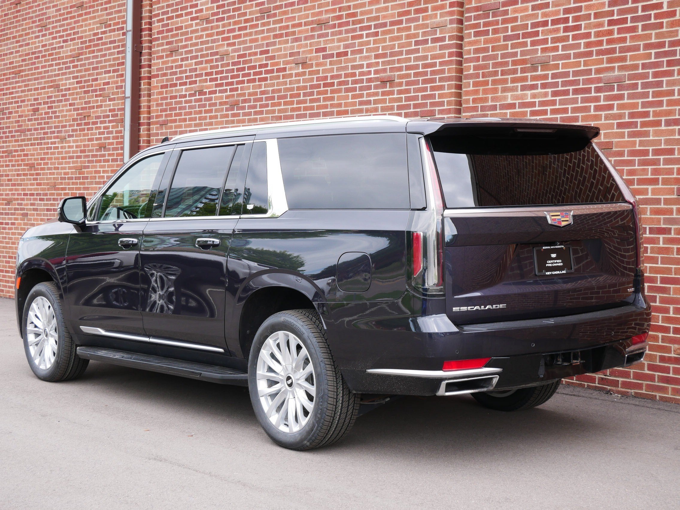 2024 Cadillac Escalade ESV Luxury