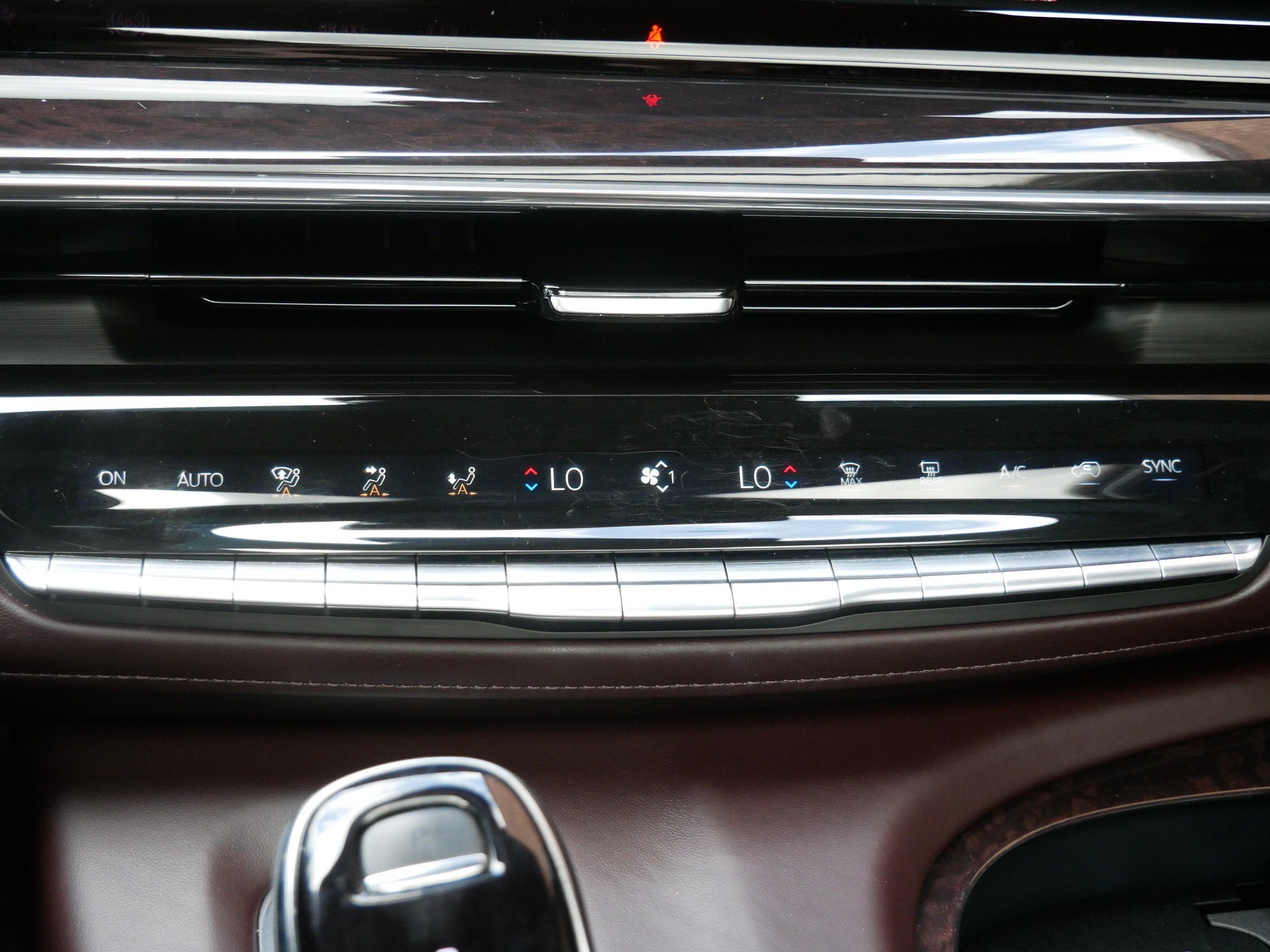 2023 Cadillac Escalade ESV Premium Luxury Platinum