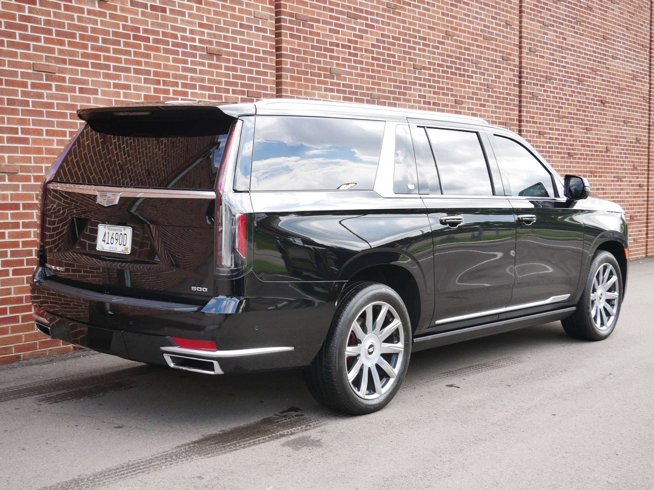 2023 Cadillac Escalade ESV Premium Luxury Platinum