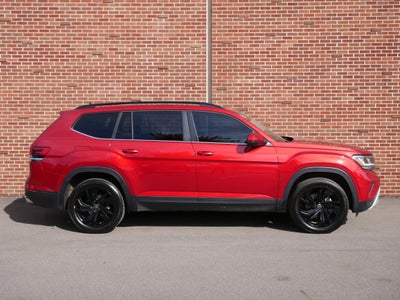 2022 Volkswagen Atlas 3.6L V6 SE w/Technology