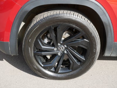 2022 Volkswagen Atlas 3.6L V6 SE w/Technology