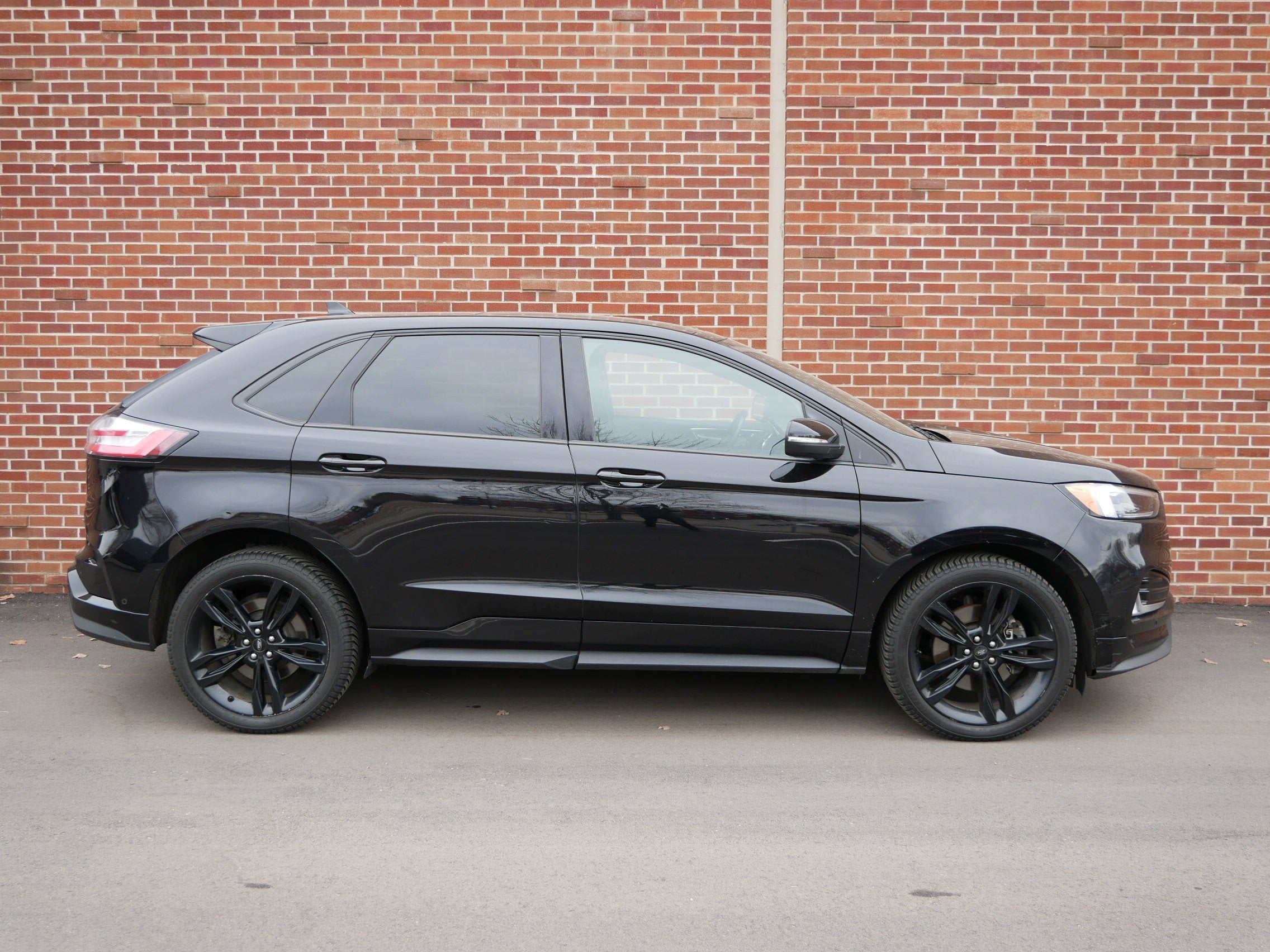 2019 Ford Edge ST
