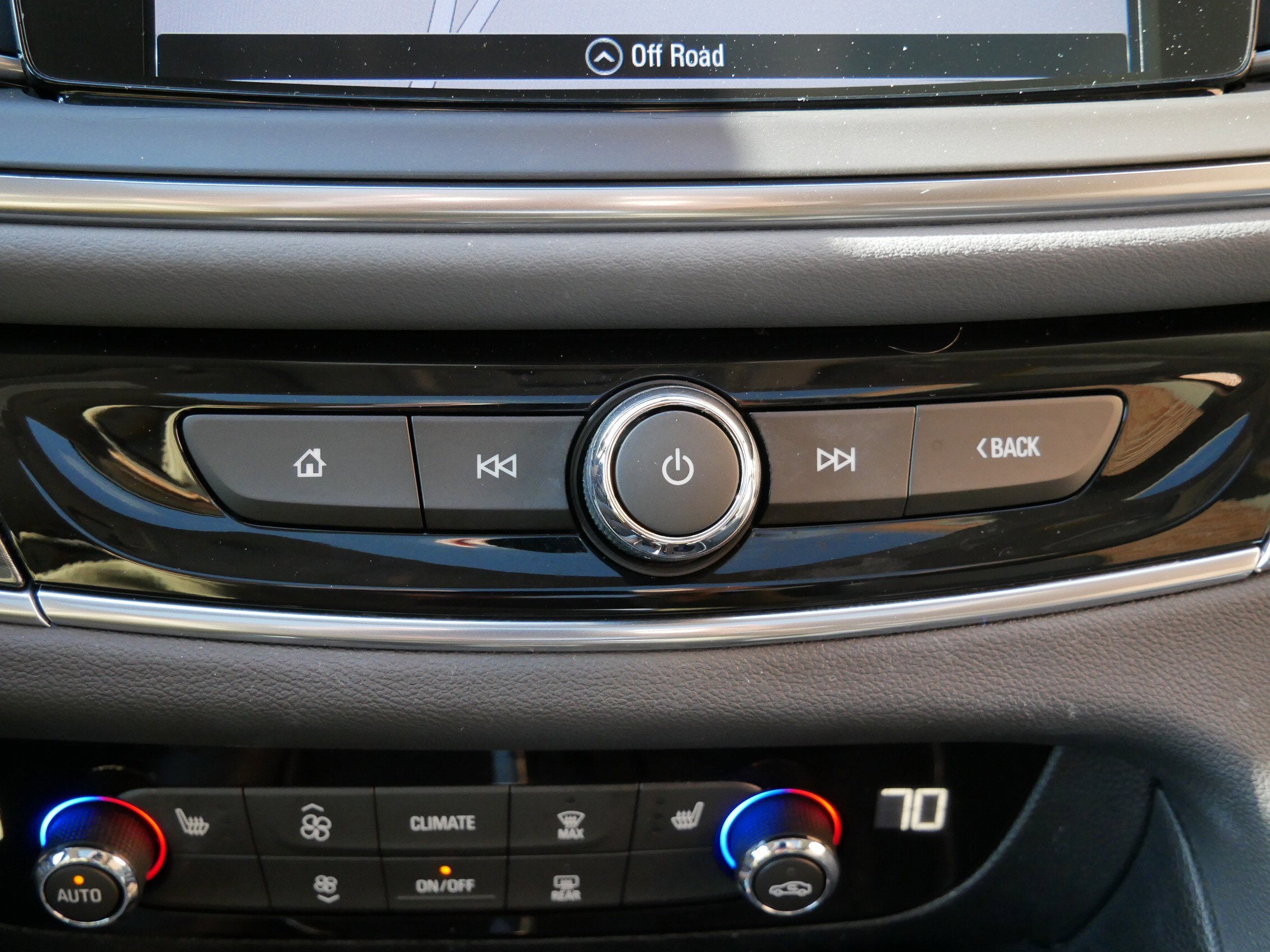 2018 Buick Enclave Essence