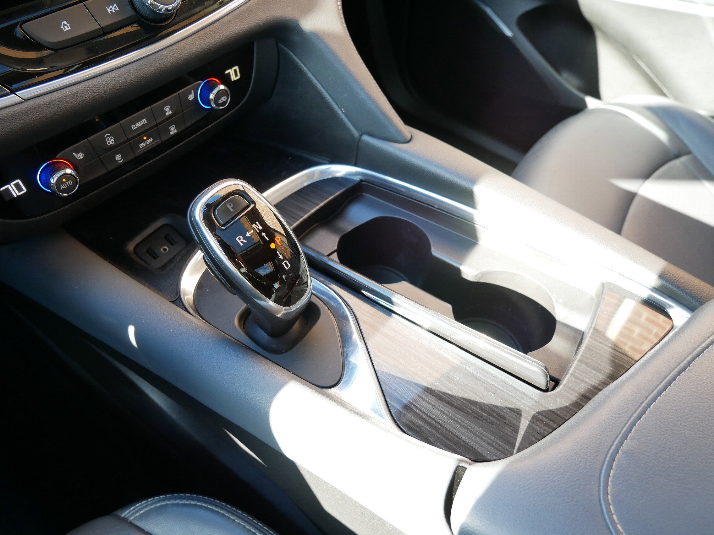 2018 Buick Enclave Essence