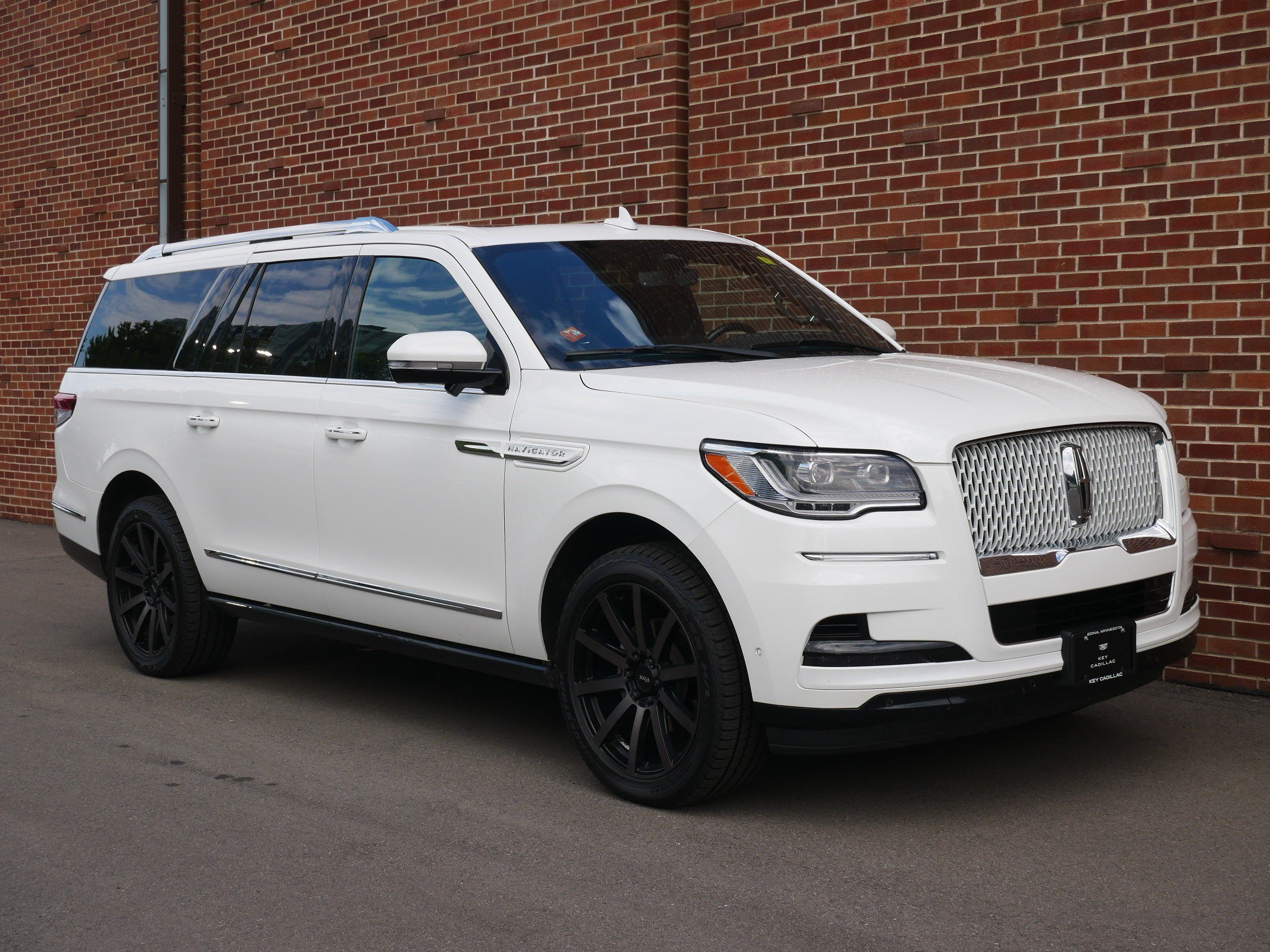 2023 Lincoln Navigator L Reserve