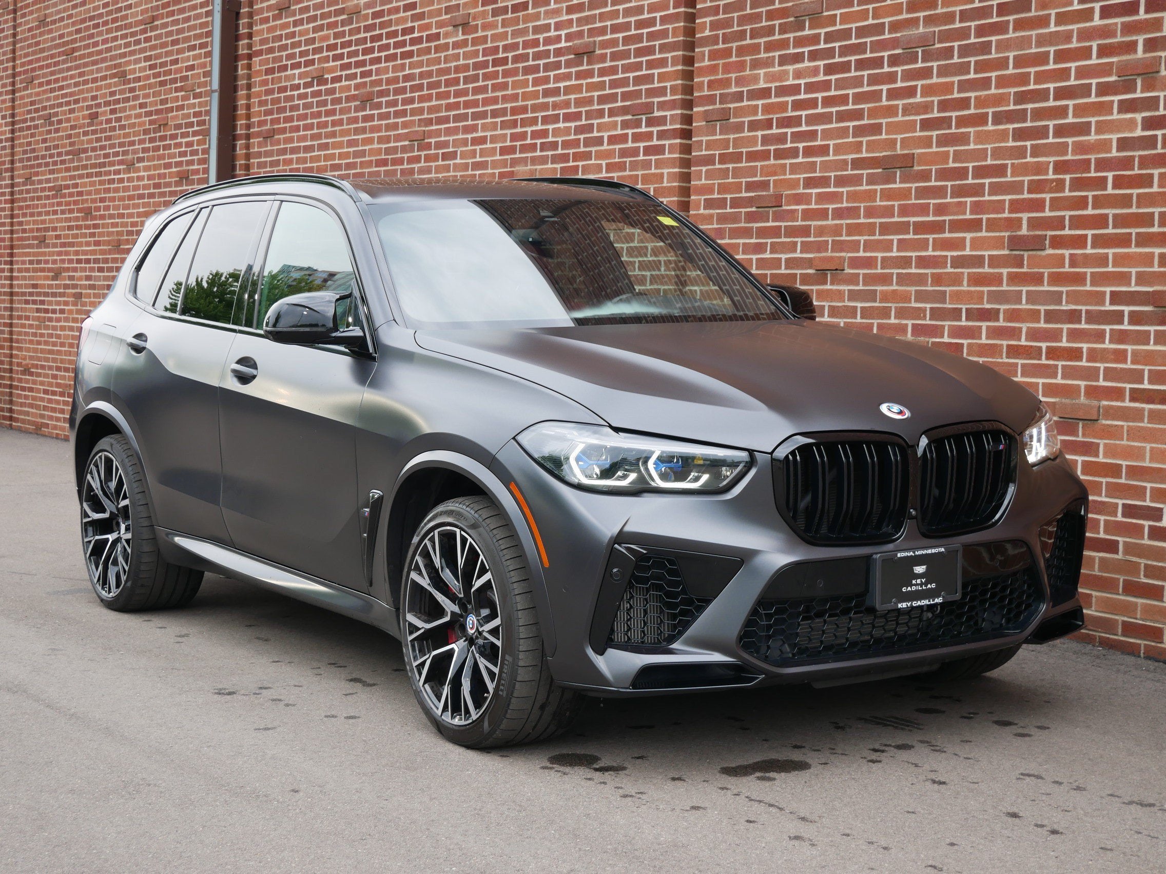 2023 BMW X5 M Base
