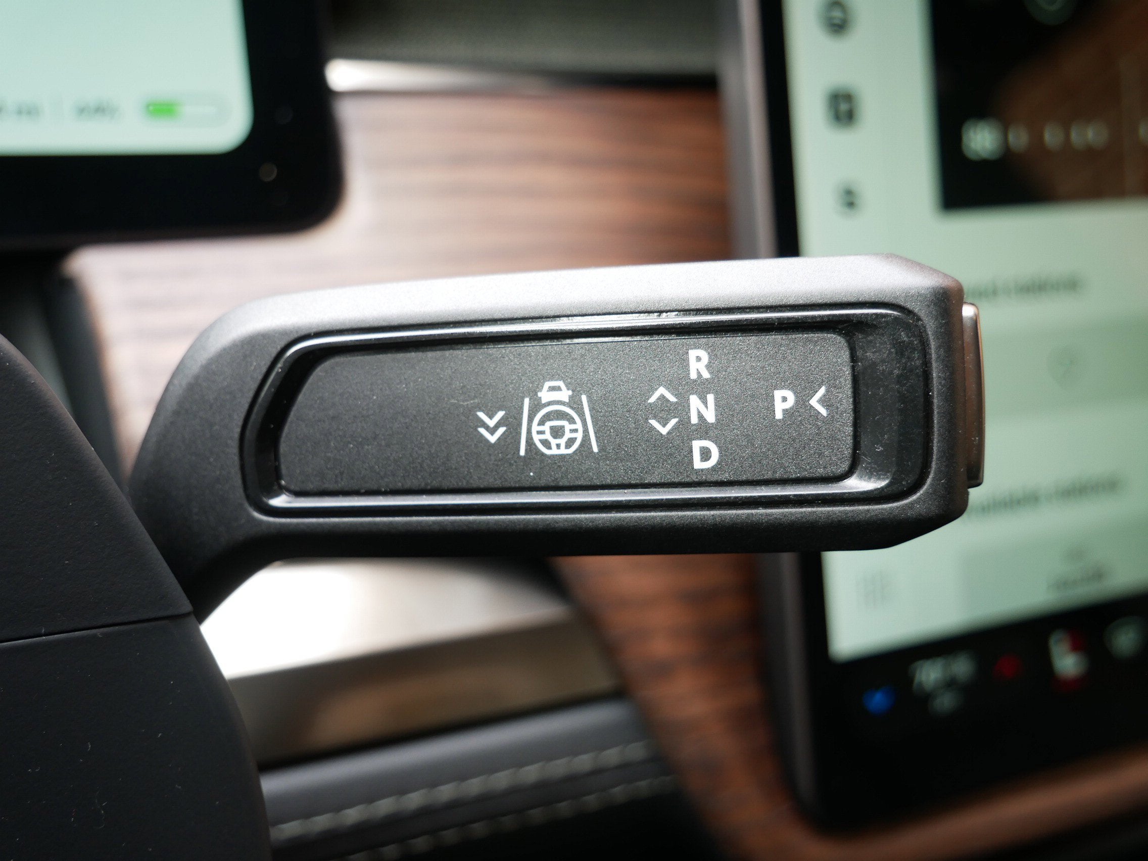 2022 RIVIAN R1T Adventure Package